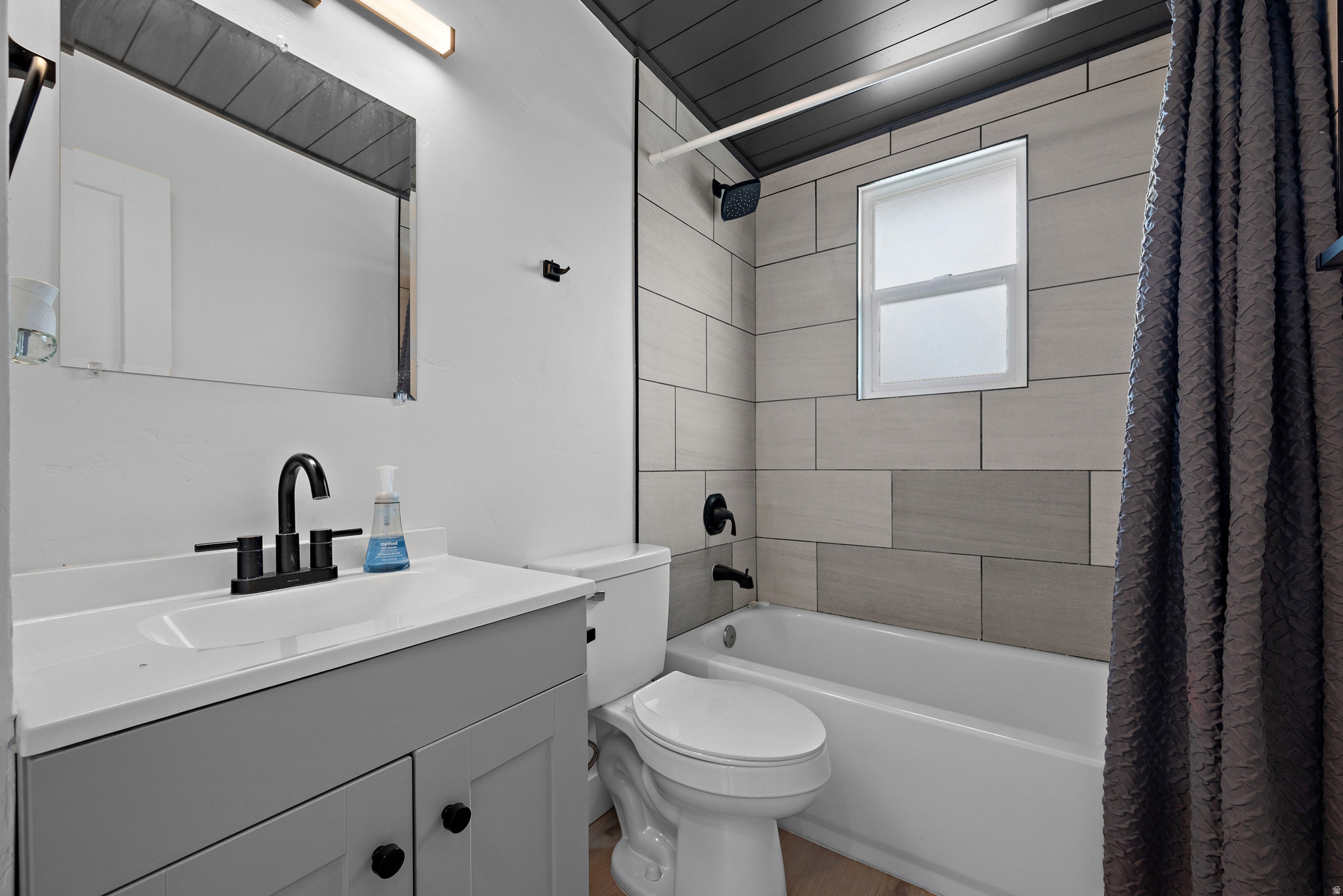 SCOTTSDALE SUB - Residential