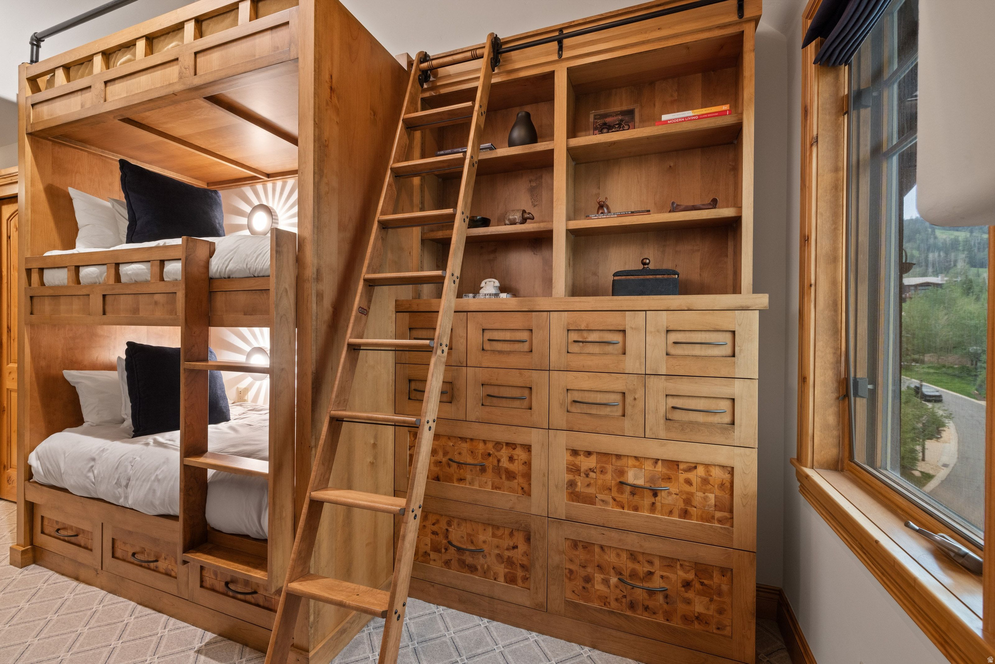 SILVER STRIKE LODGE - Residential