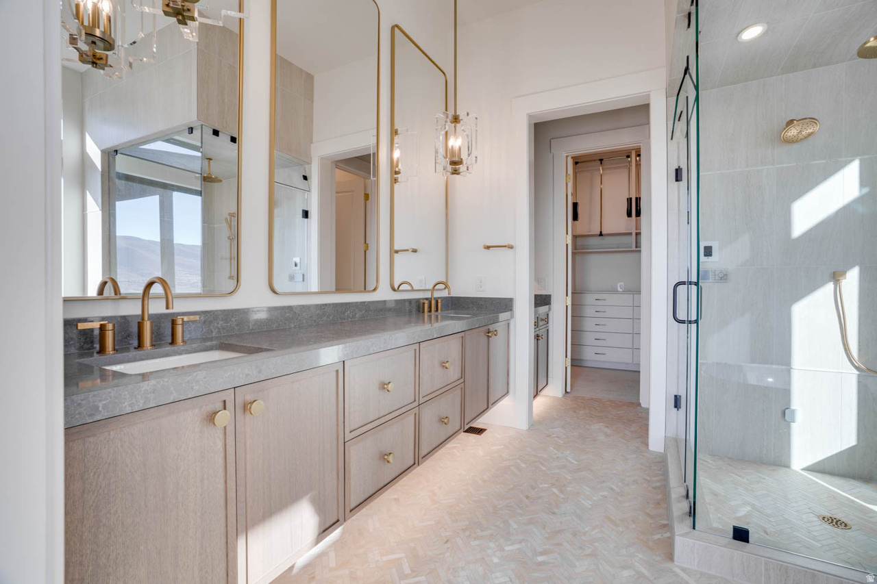 AMANTI LAGO - Residential