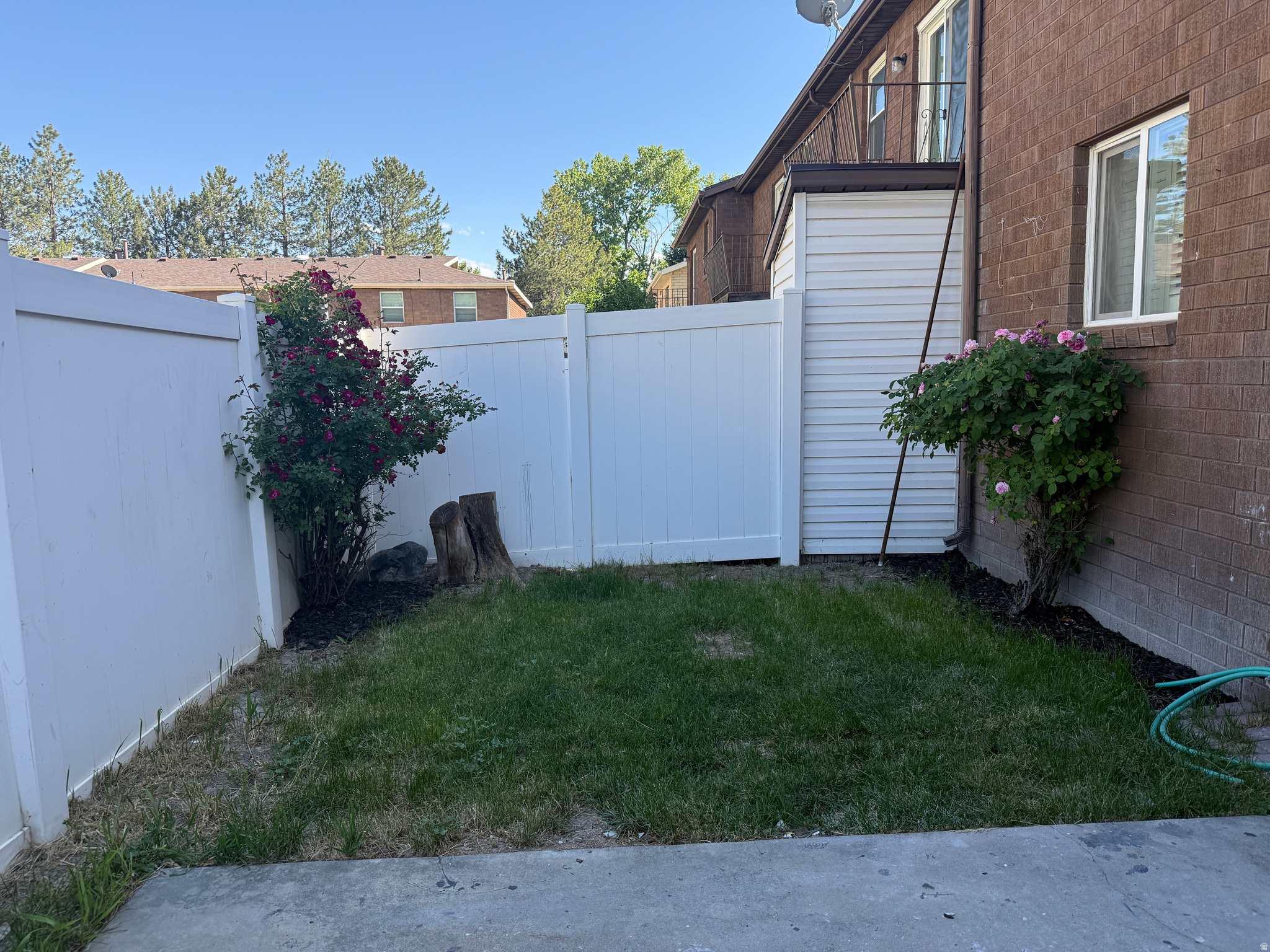 DEERHAVEN - Residential Lease