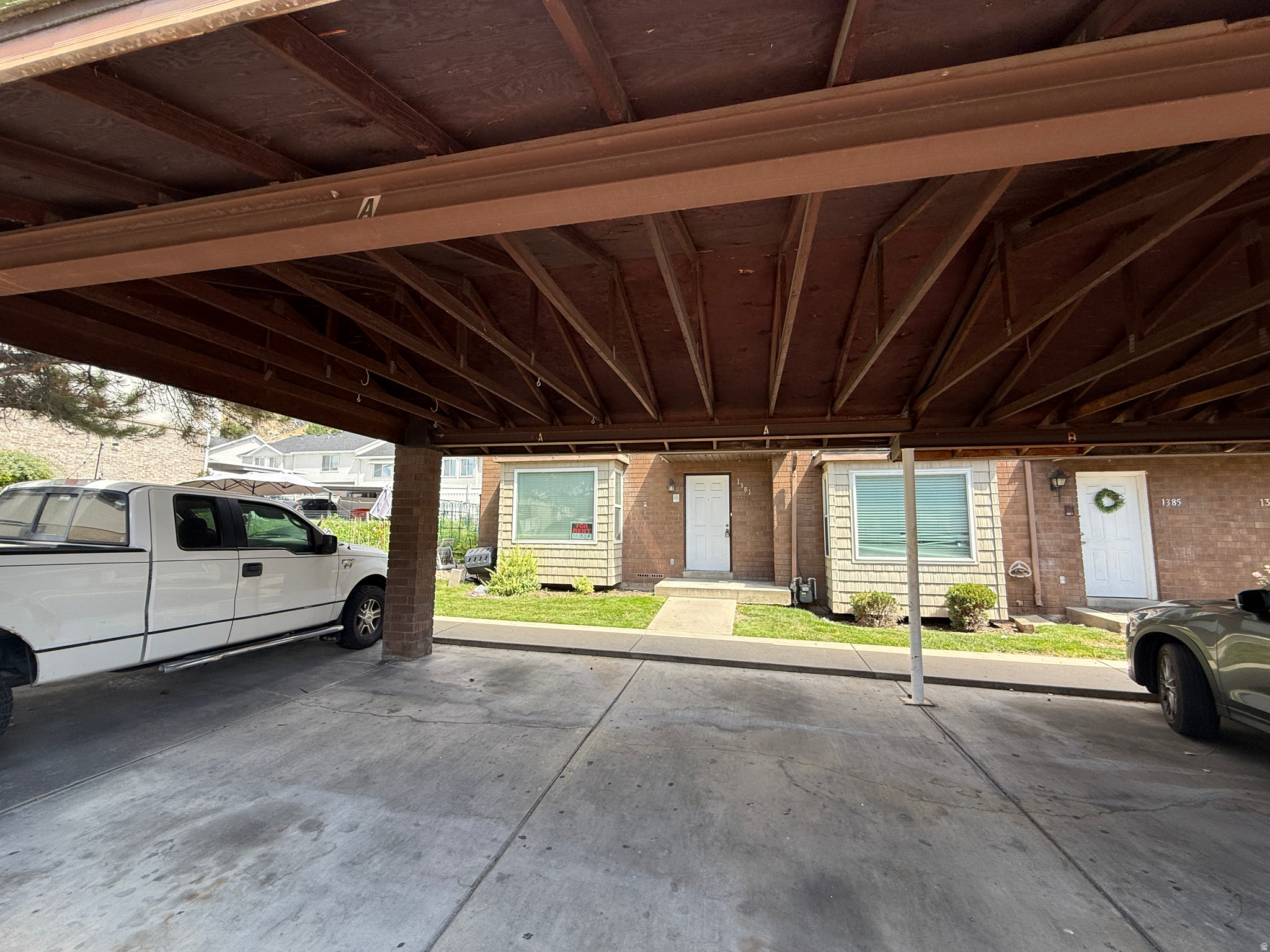 DEERHAVEN - Residential Lease