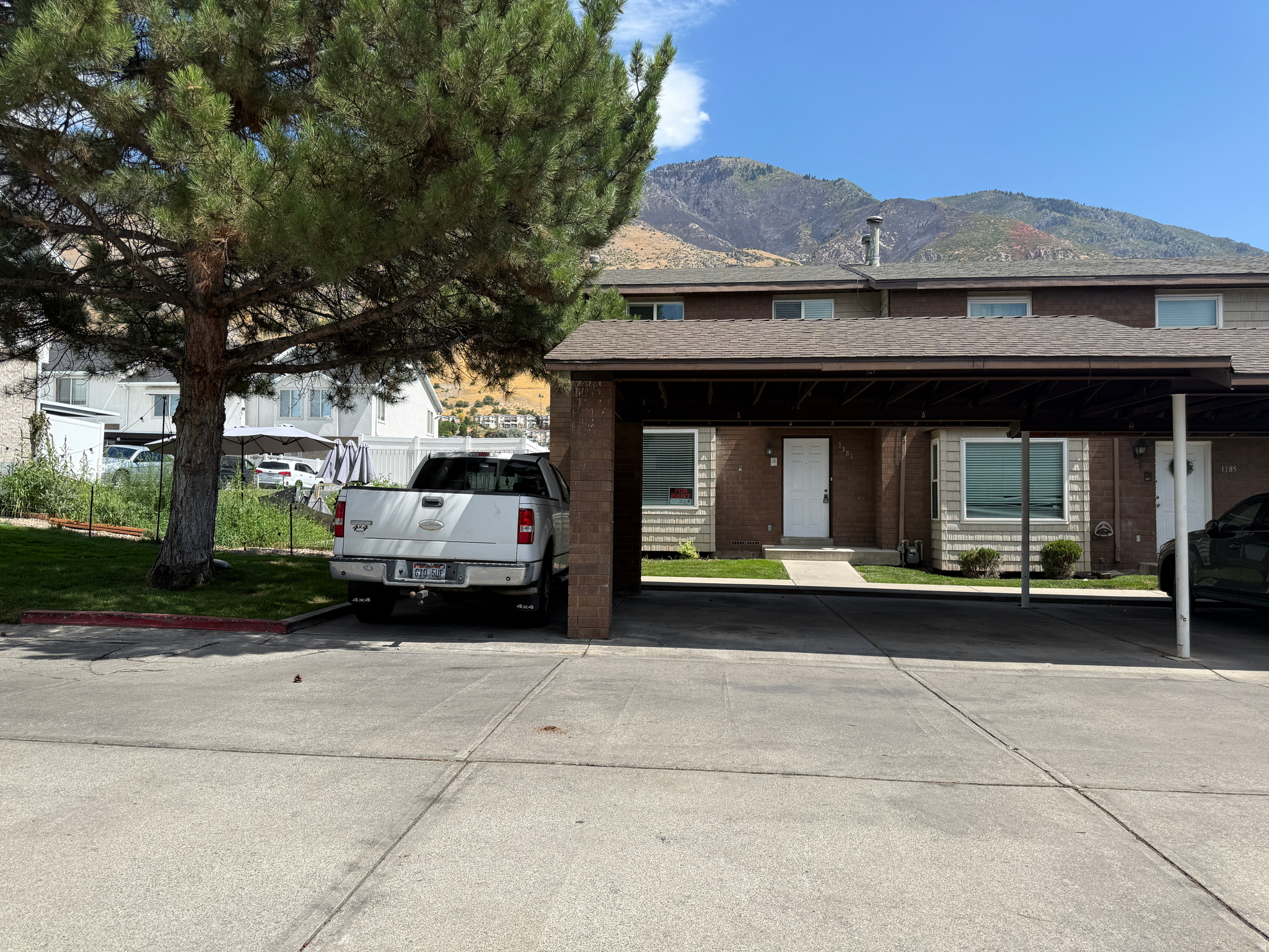 DEERHAVEN - Residential Lease