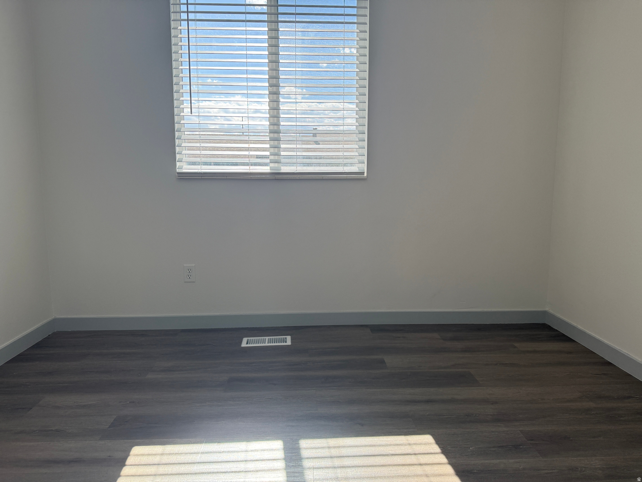 DEERHAVEN - Residential Lease