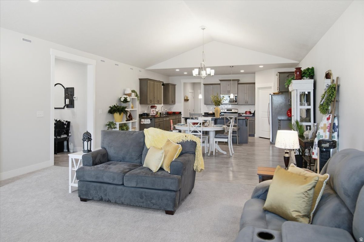 ANNIES ACRES - Residential