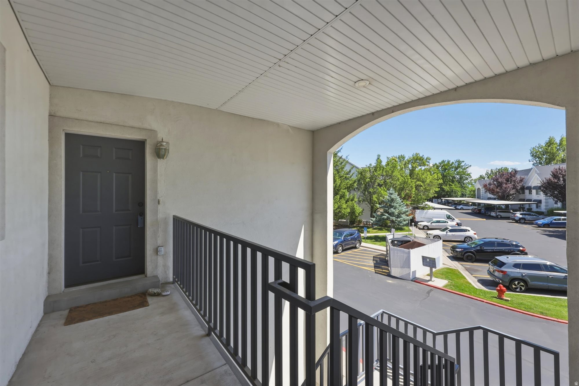 ABBY CONDO - Residential