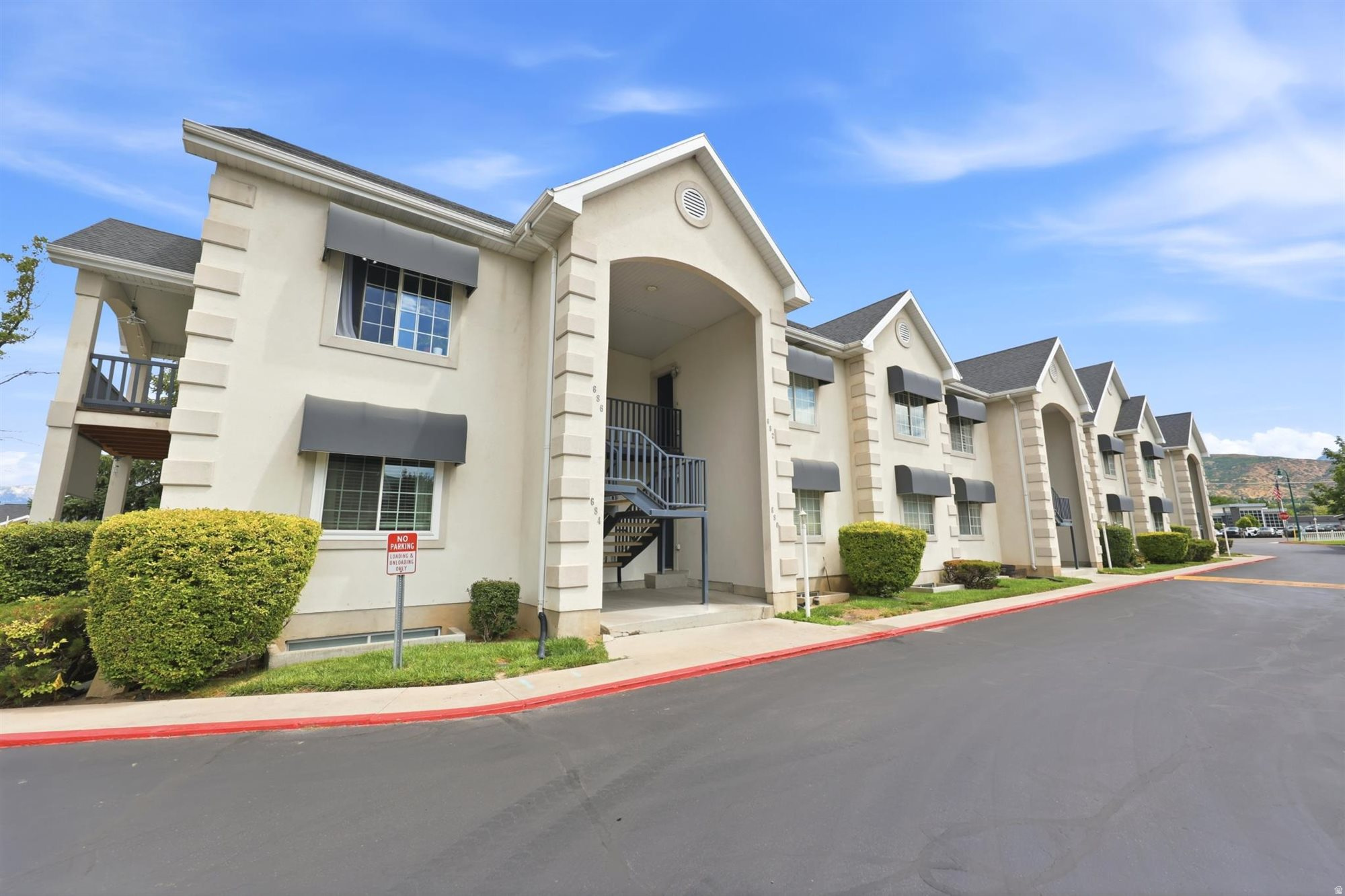 ABBY CONDO - Residential