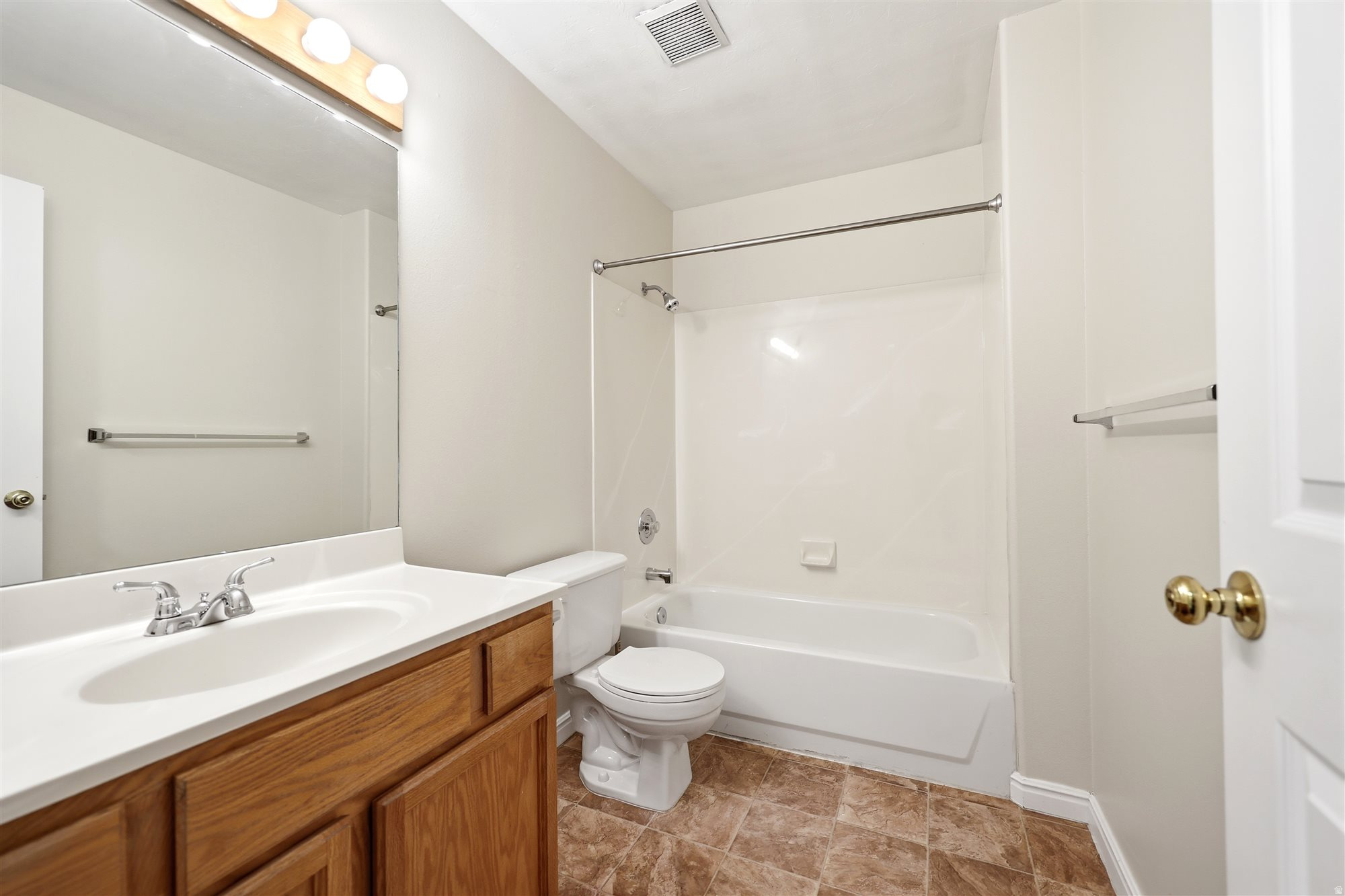 ABBY CONDO - Residential