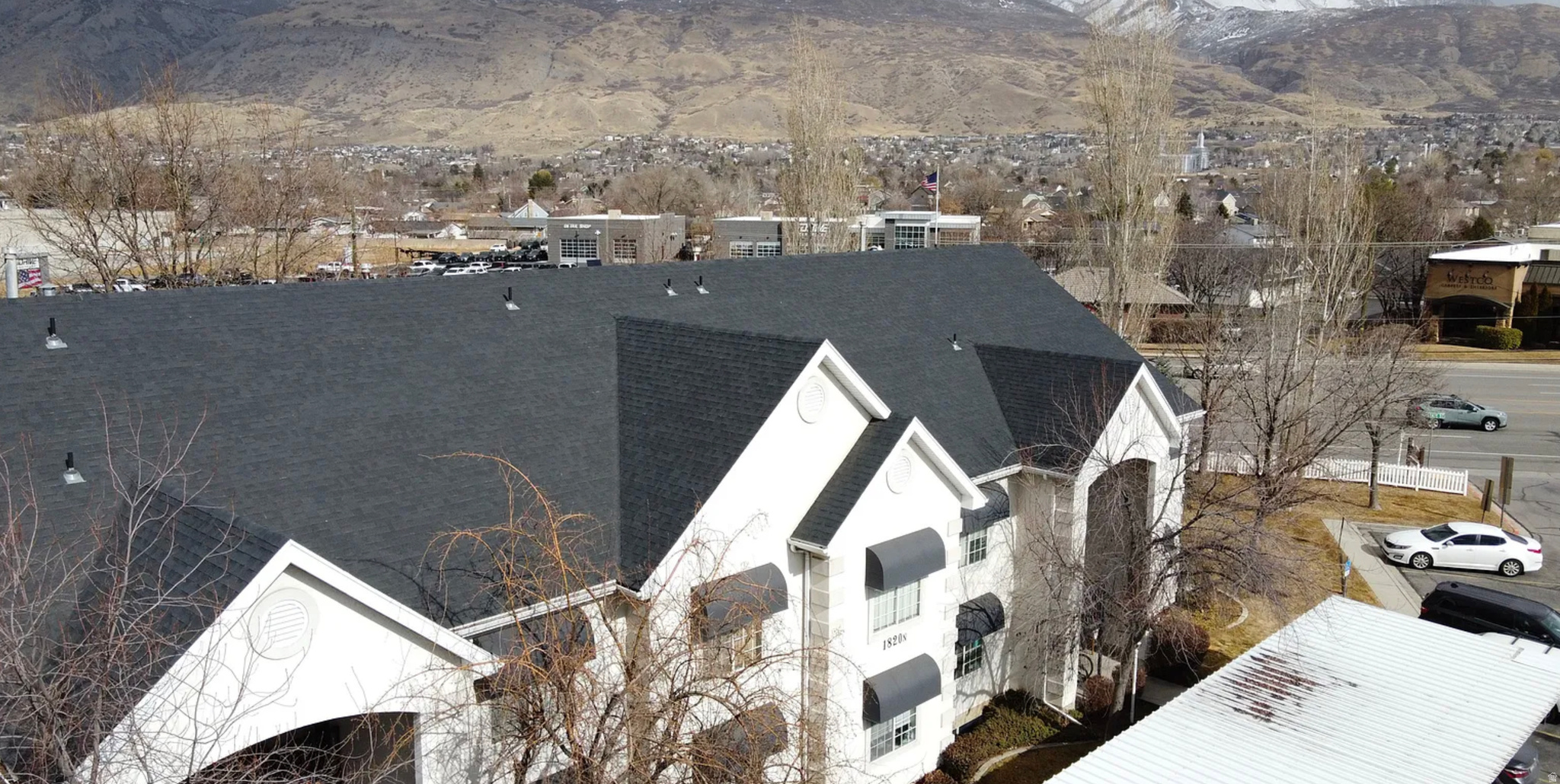 ABBY CONDO - Residential