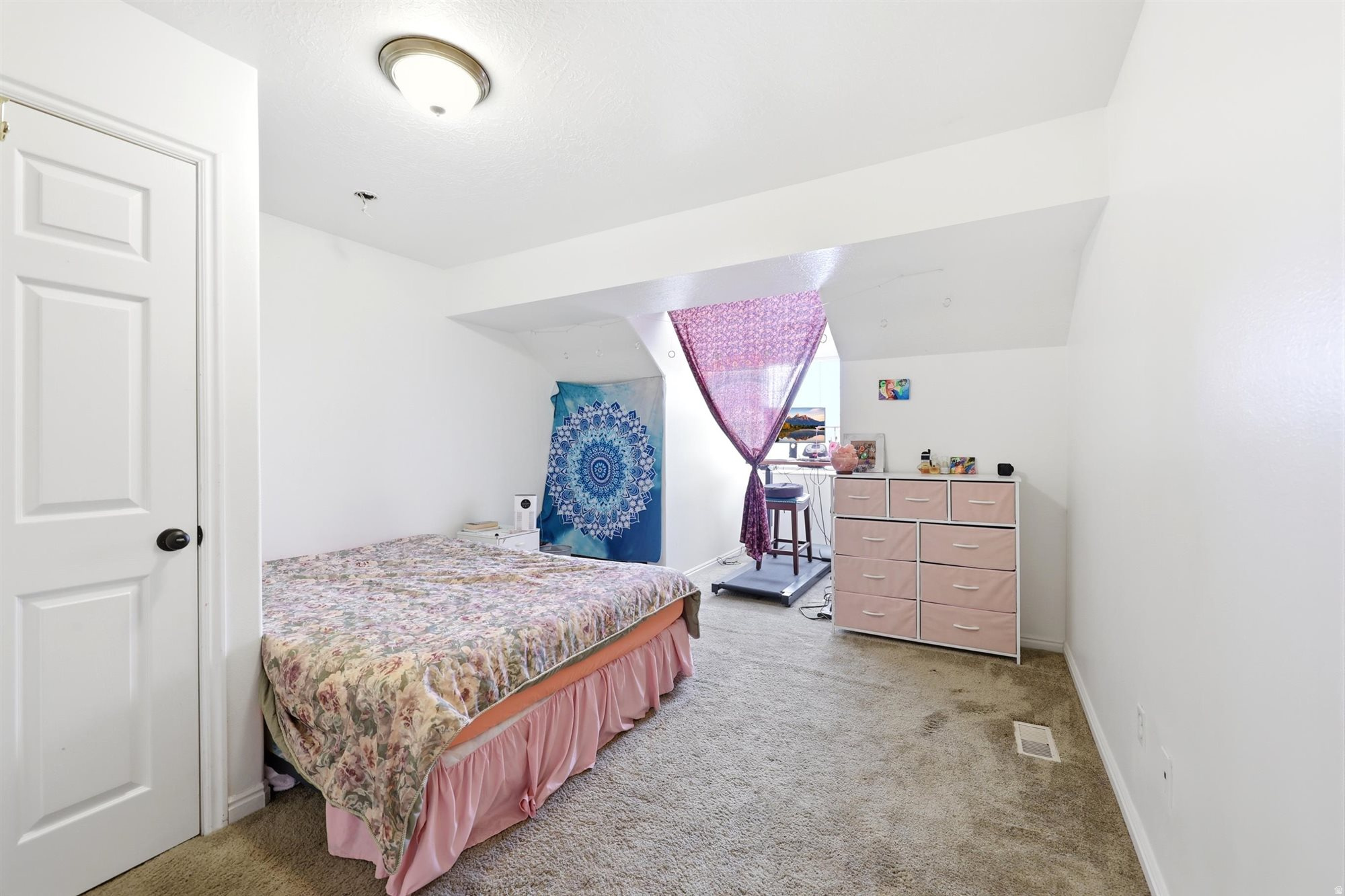 ABBY CONDO - Residential