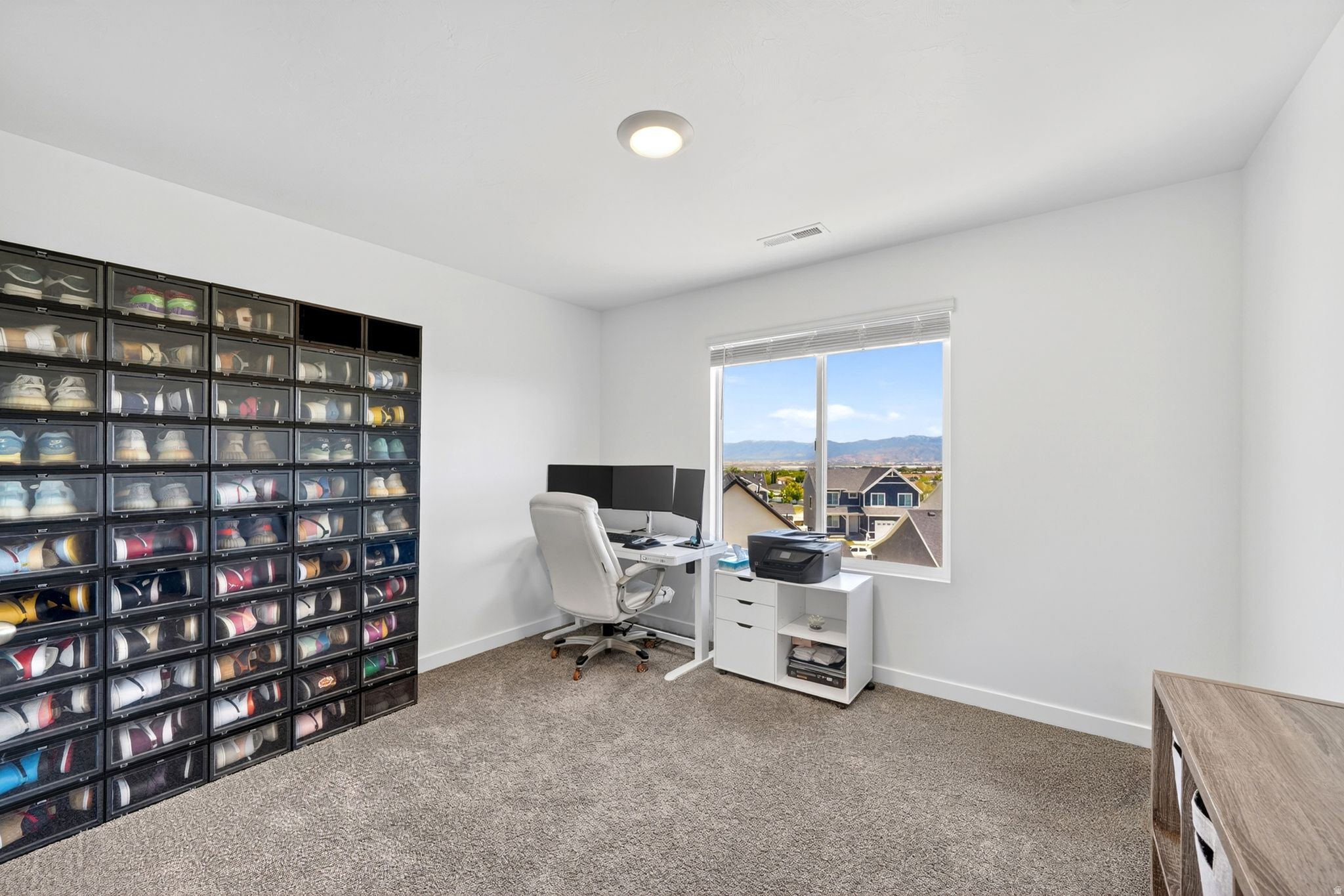 GATEWAY TO LITTLE VALLEY - Residential