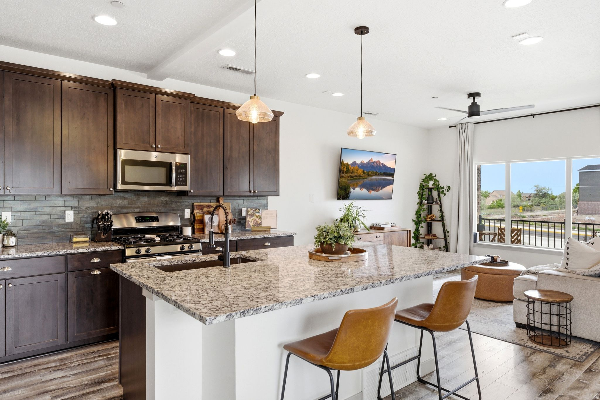 THE AVENUES AT STATION PARK - Residential