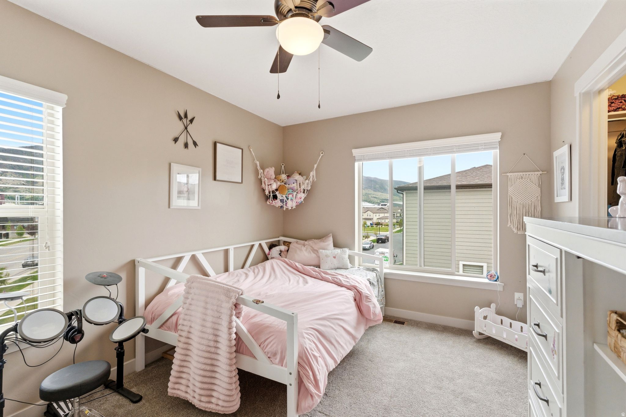 THE AVENUES AT STATION PARK - Residential