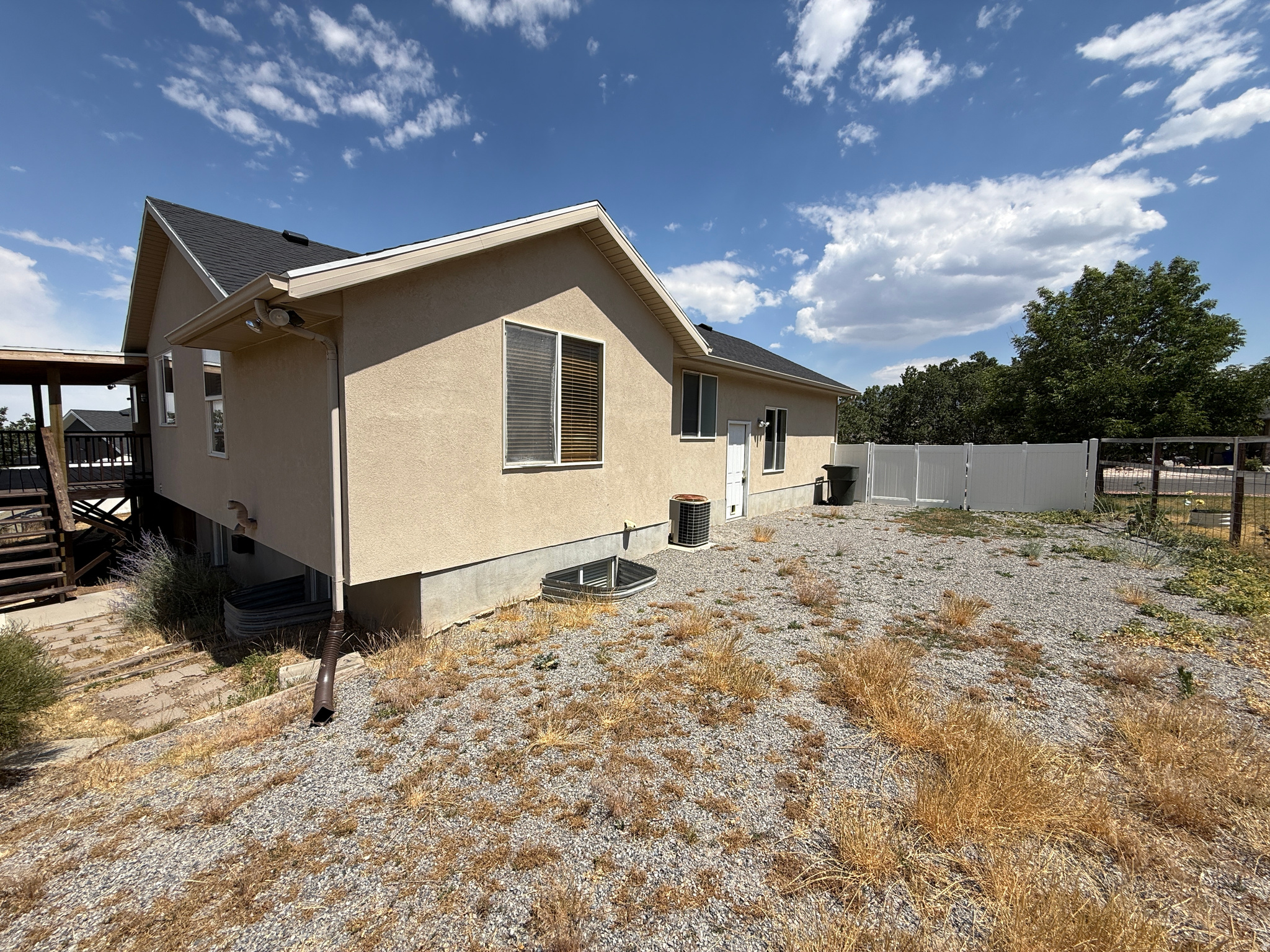 DEER HOLLOW SUB - Residential