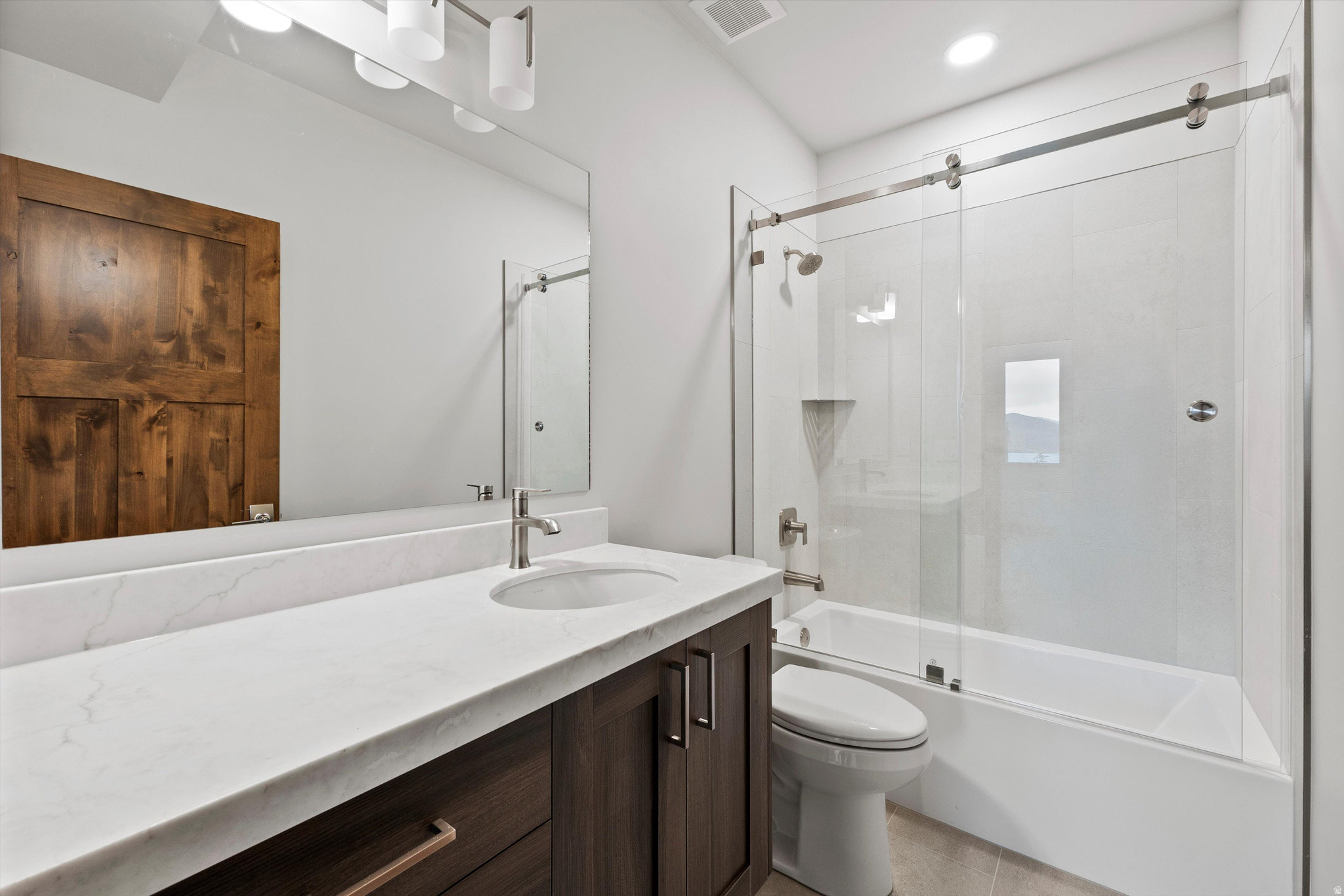 THE RIDGE TOWNHOMES - Residential