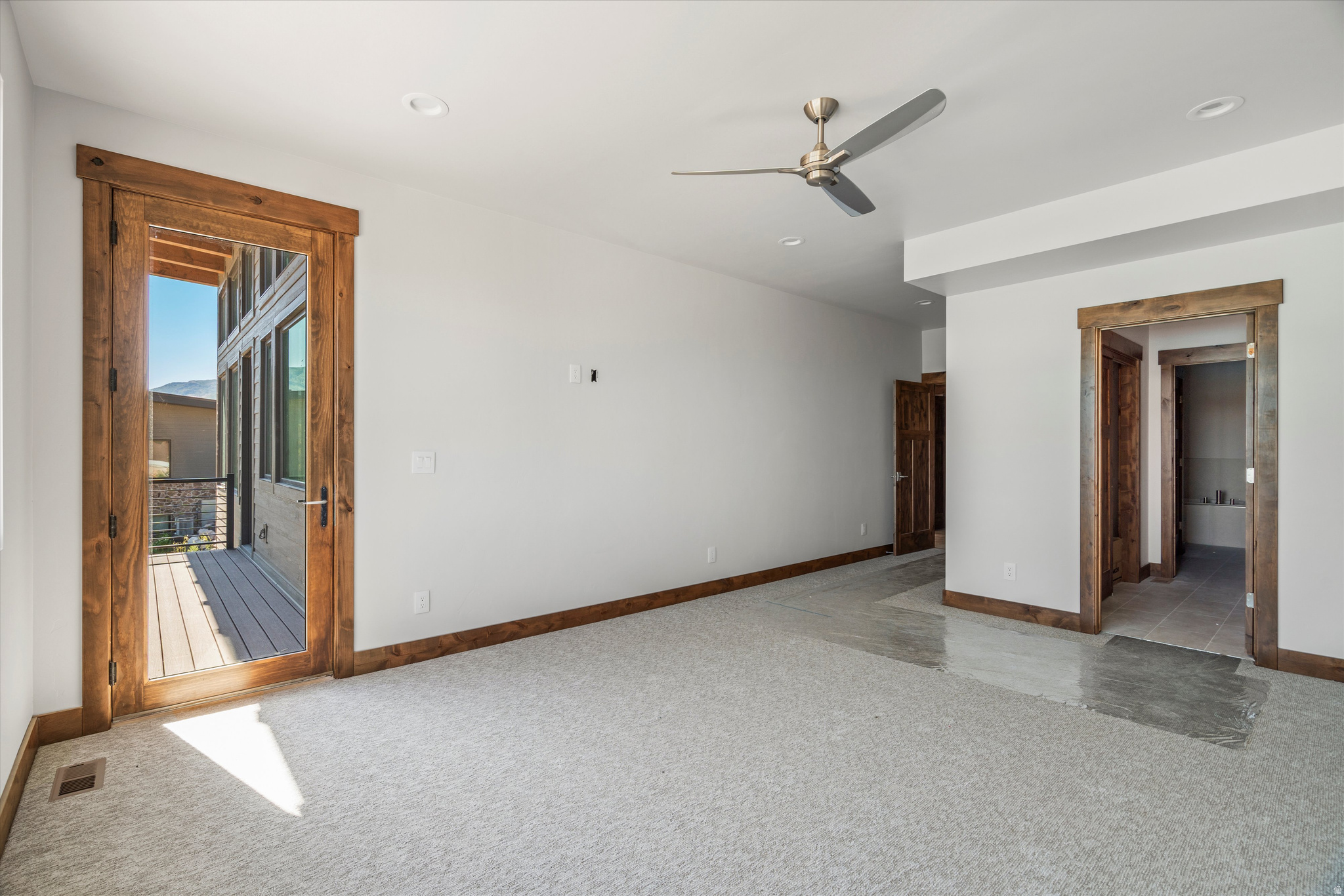 THE RIDGE TOWNHOMES - Residential