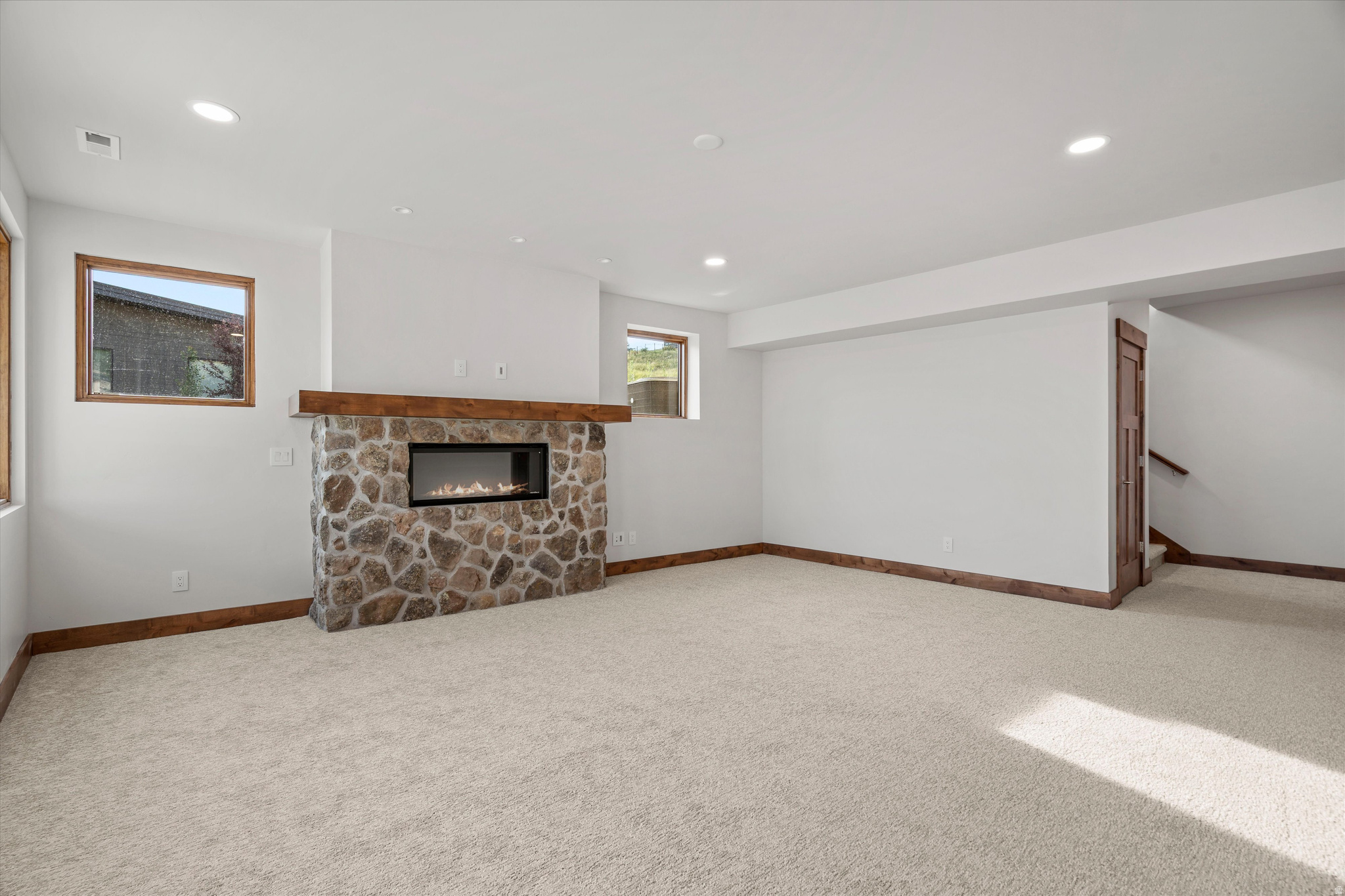 THE RIDGE TOWNHOMES - Residential