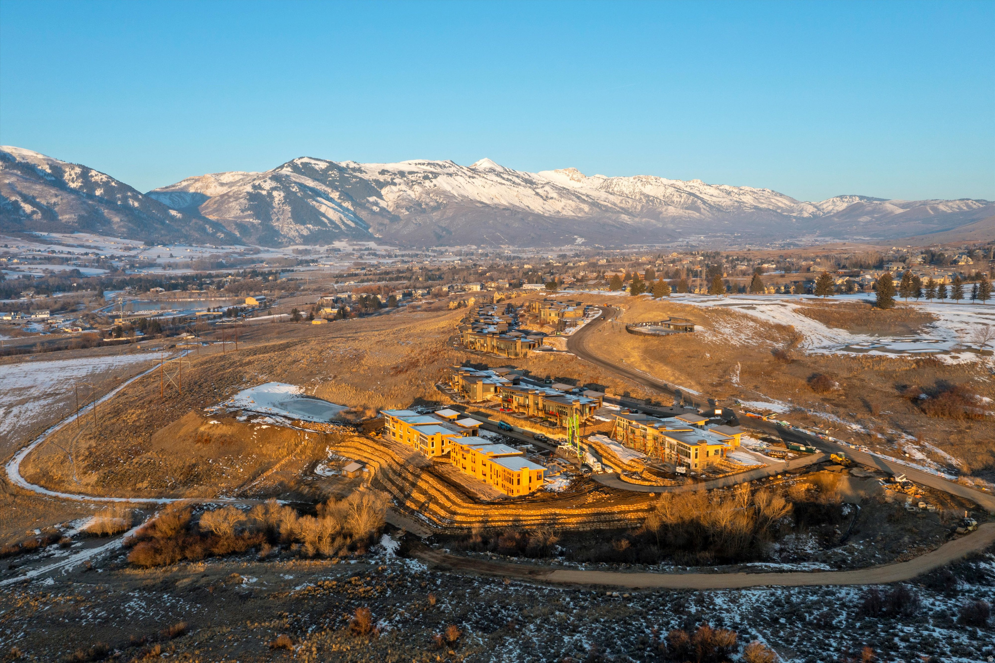 THE RIDGE TOWNHOMES - Residential