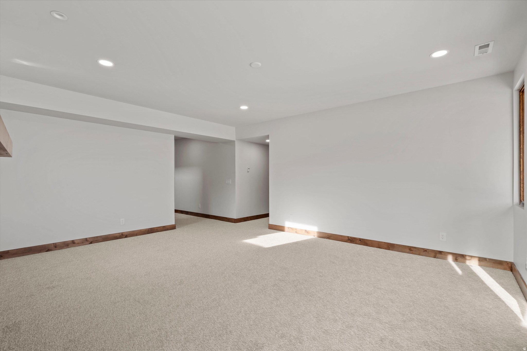 THE RIDGE TOWNHOMES - Residential