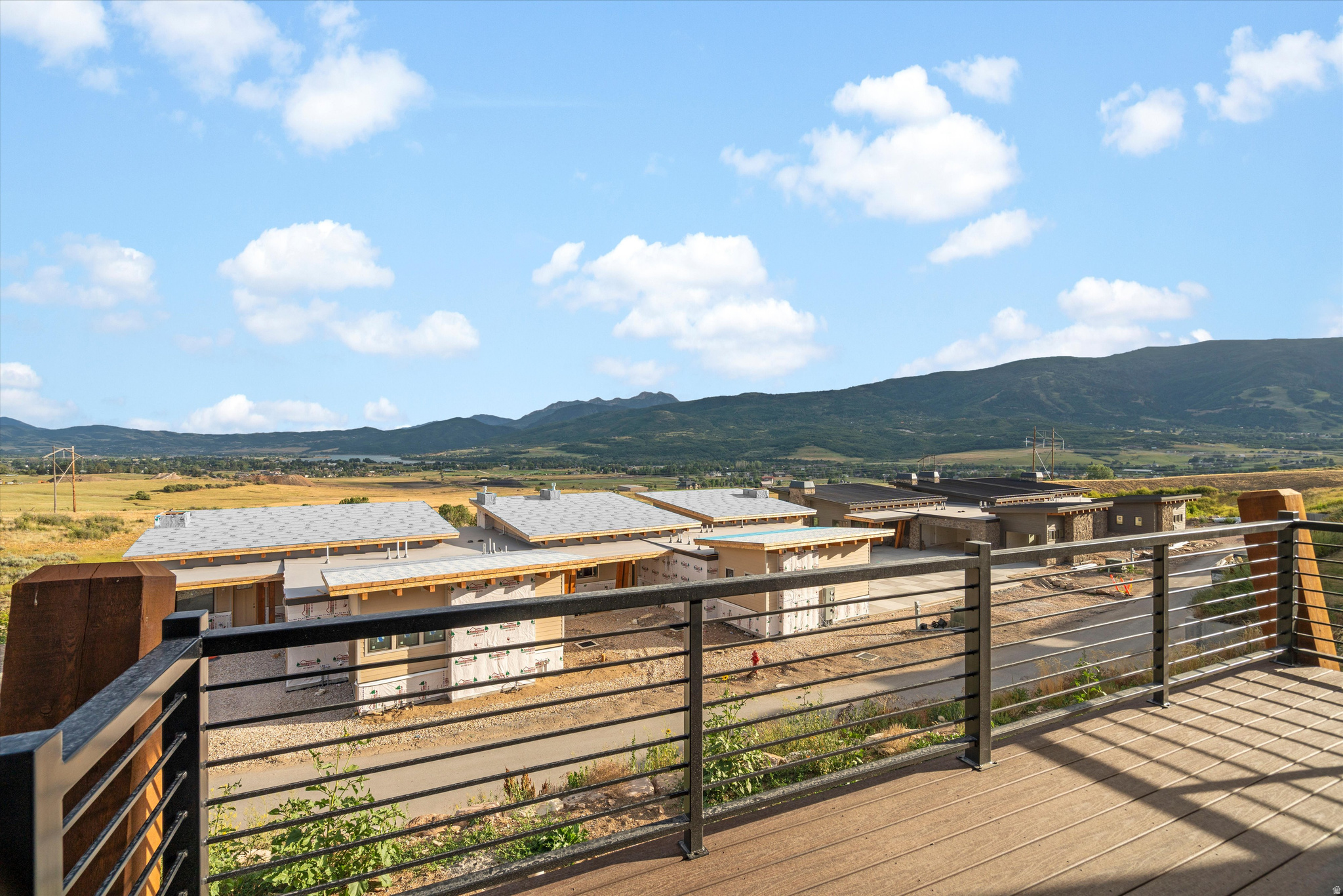 THE RIDGE TOWNHOMES - Residential