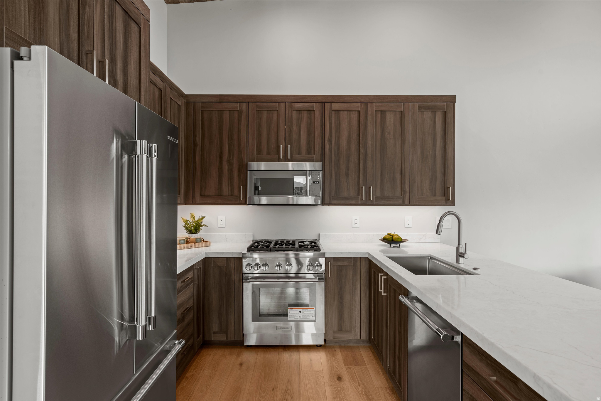 THE RIDGE TOWNHOMES - Residential