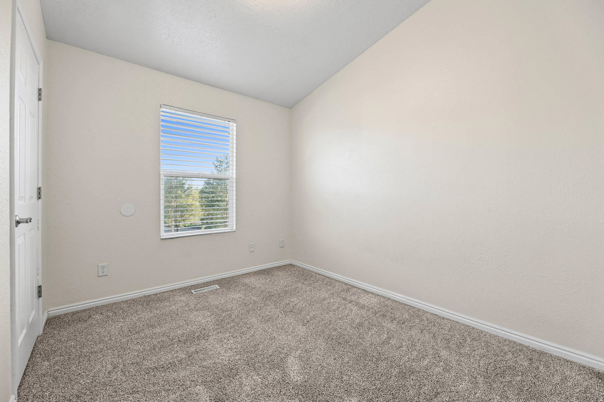 NEWCASTLE GREENE TOWNHOMES PUD - Residential