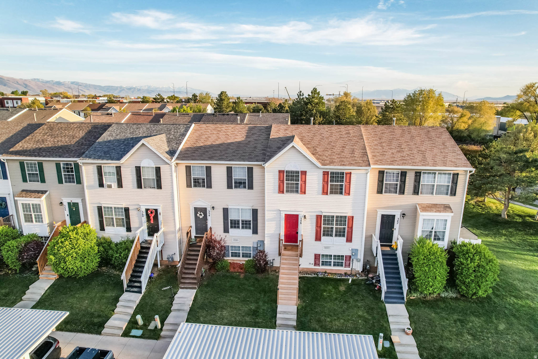 NEWCASTLE GREENE TOWNHOMES PUD - Residential