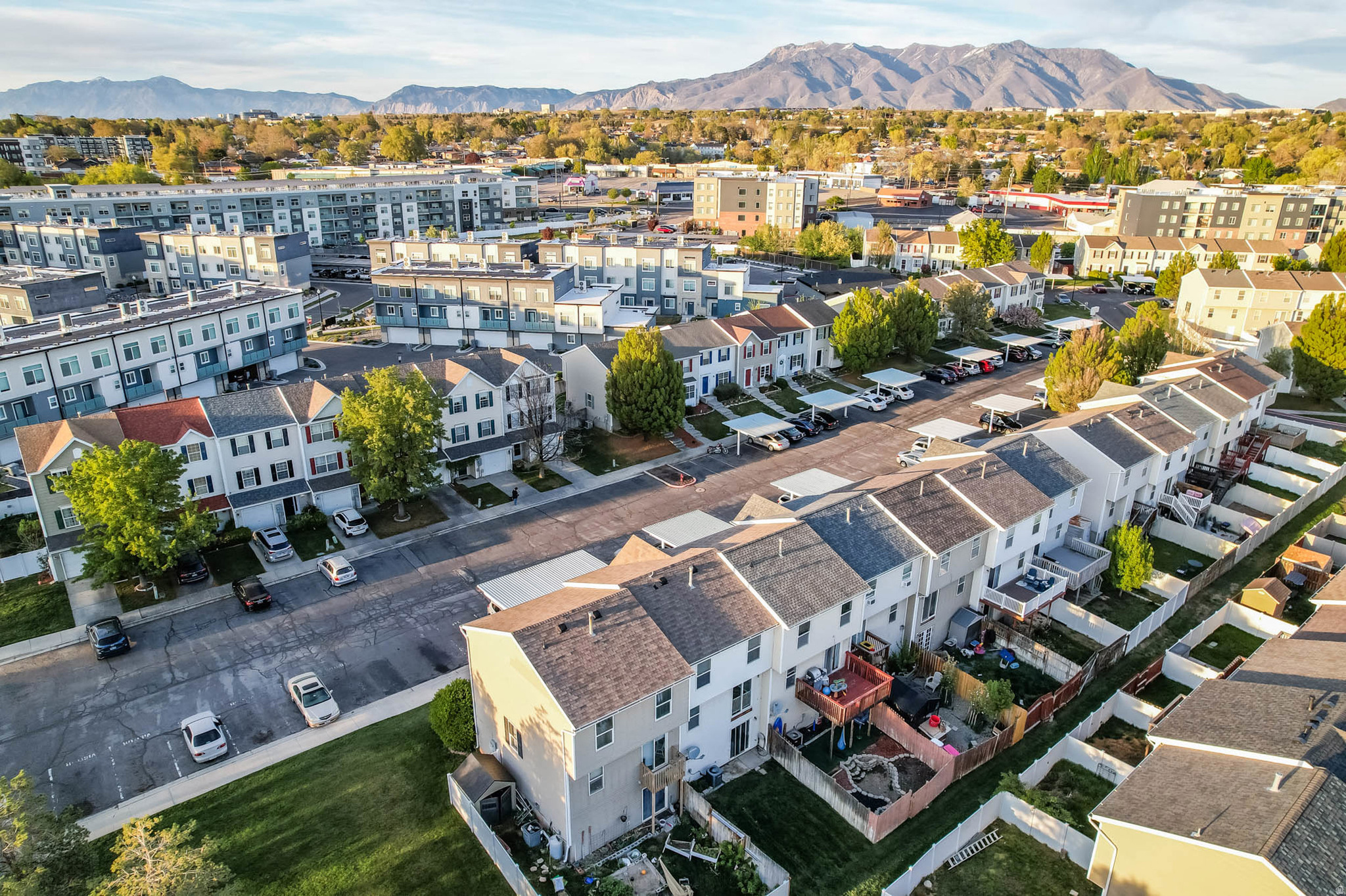 NEWCASTLE GREENE TOWNHOMES PUD - Residential