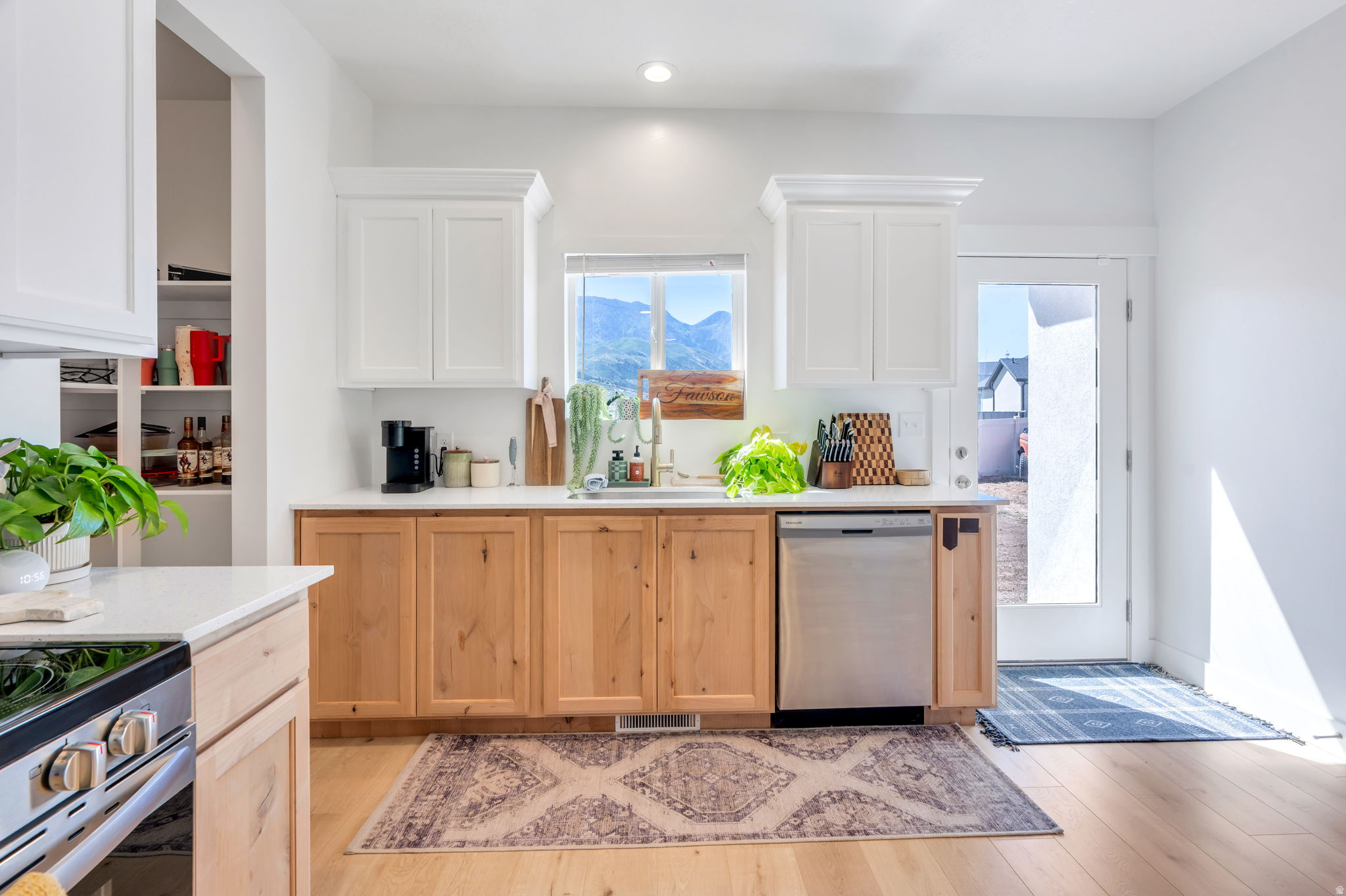 RIDGE - Residential