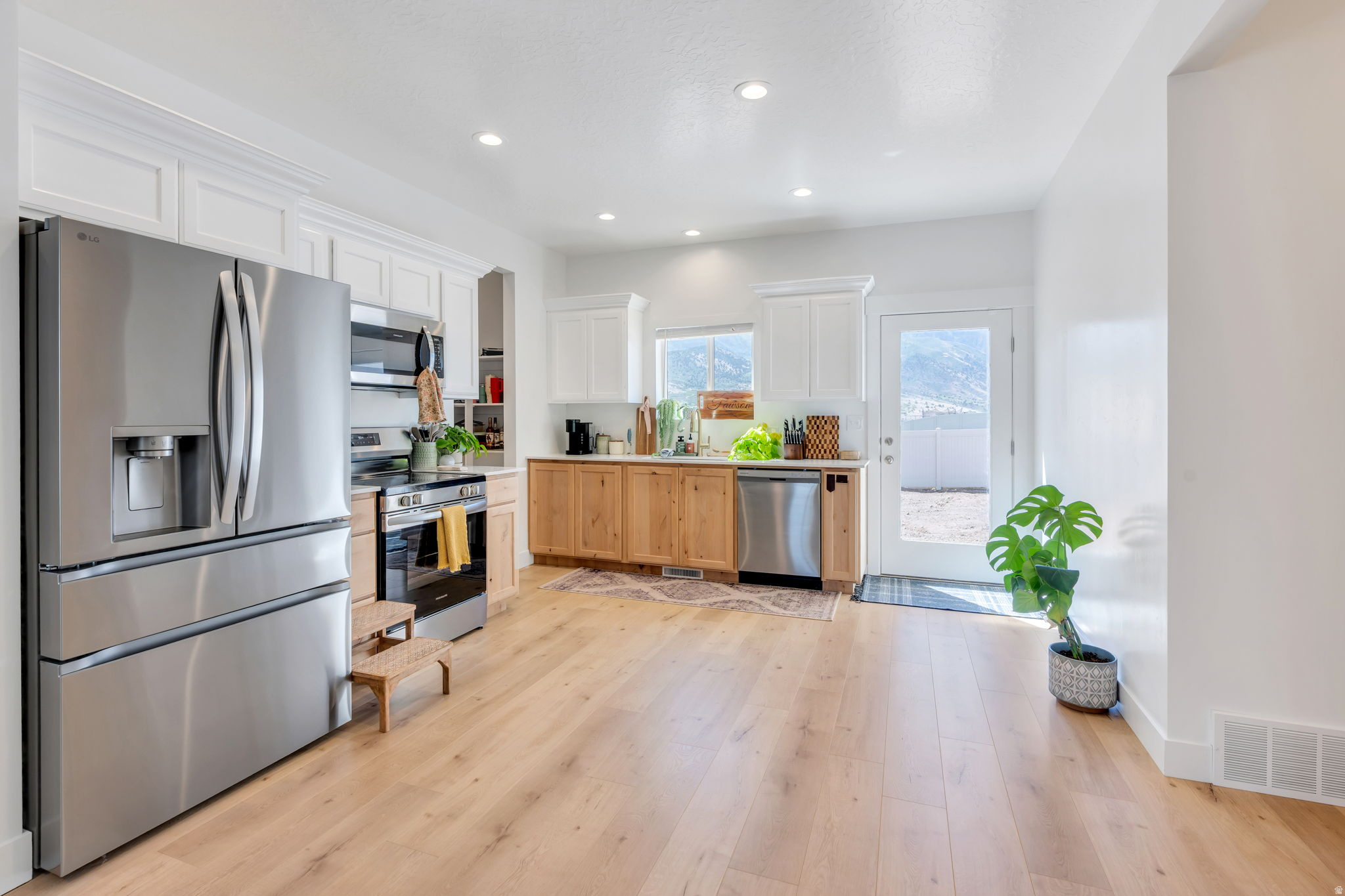 RIDGE - Residential