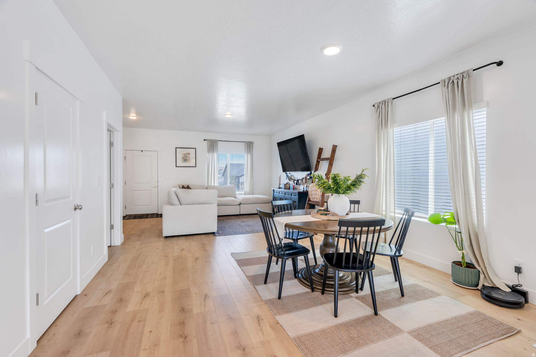 RIDGE - Residential