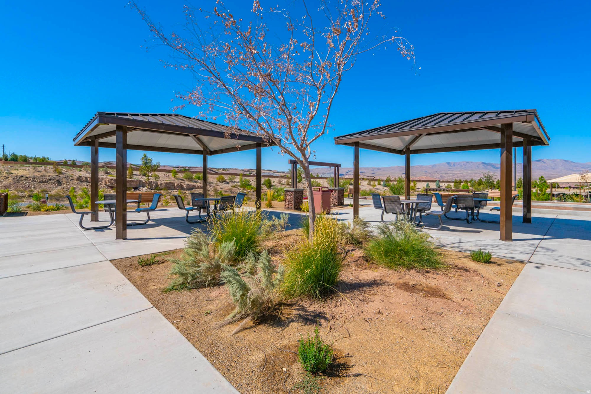 VILLAS AT SUN RIVER ST GEORGE PH 8 - Residential