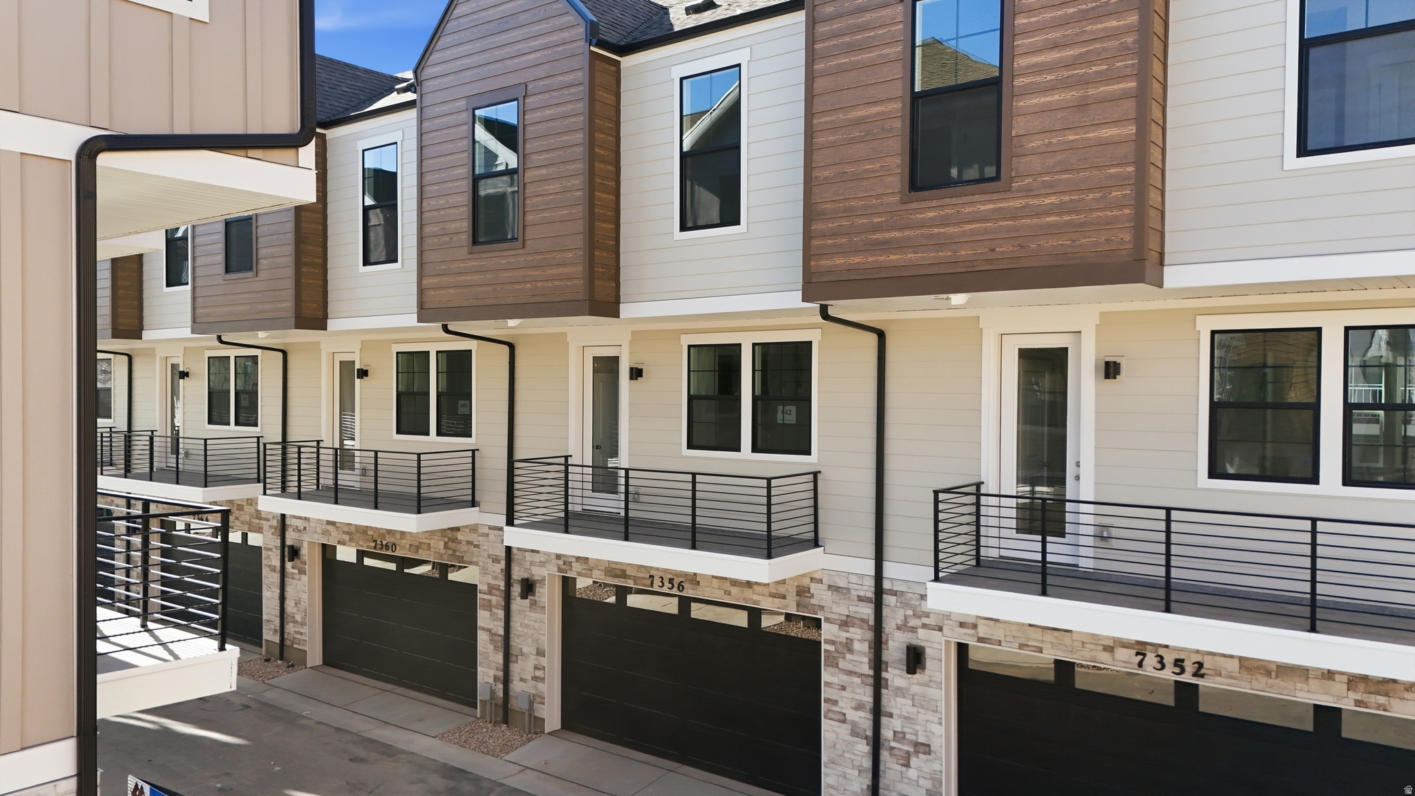 COTTAGES AT UNION MEADOWS - Residential