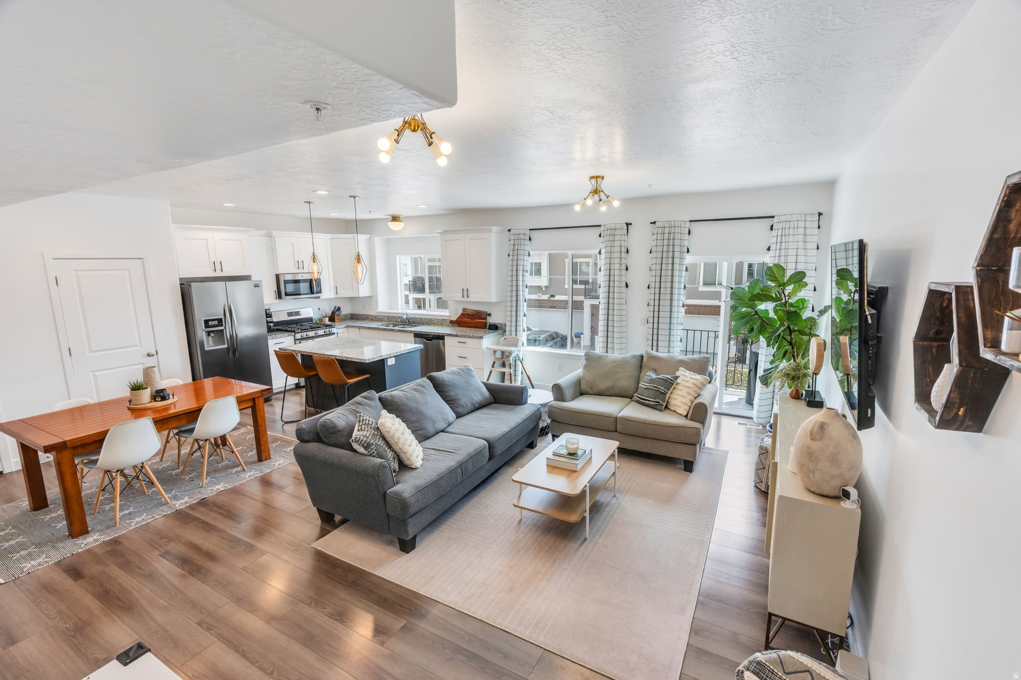 PARKSIDE - Residential