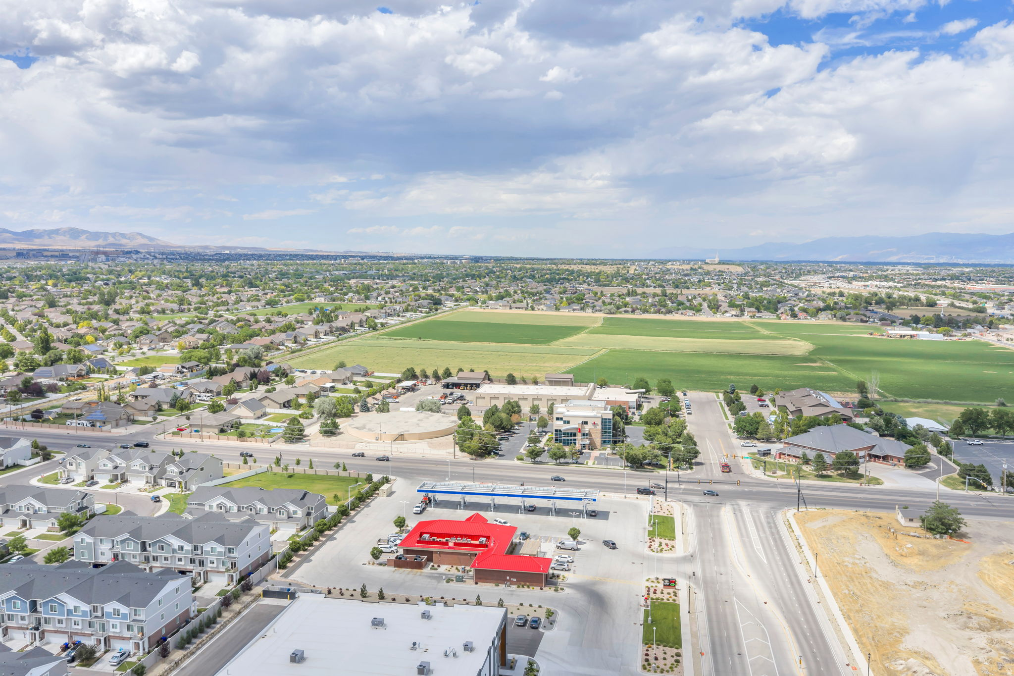 PARKSIDE - Residential