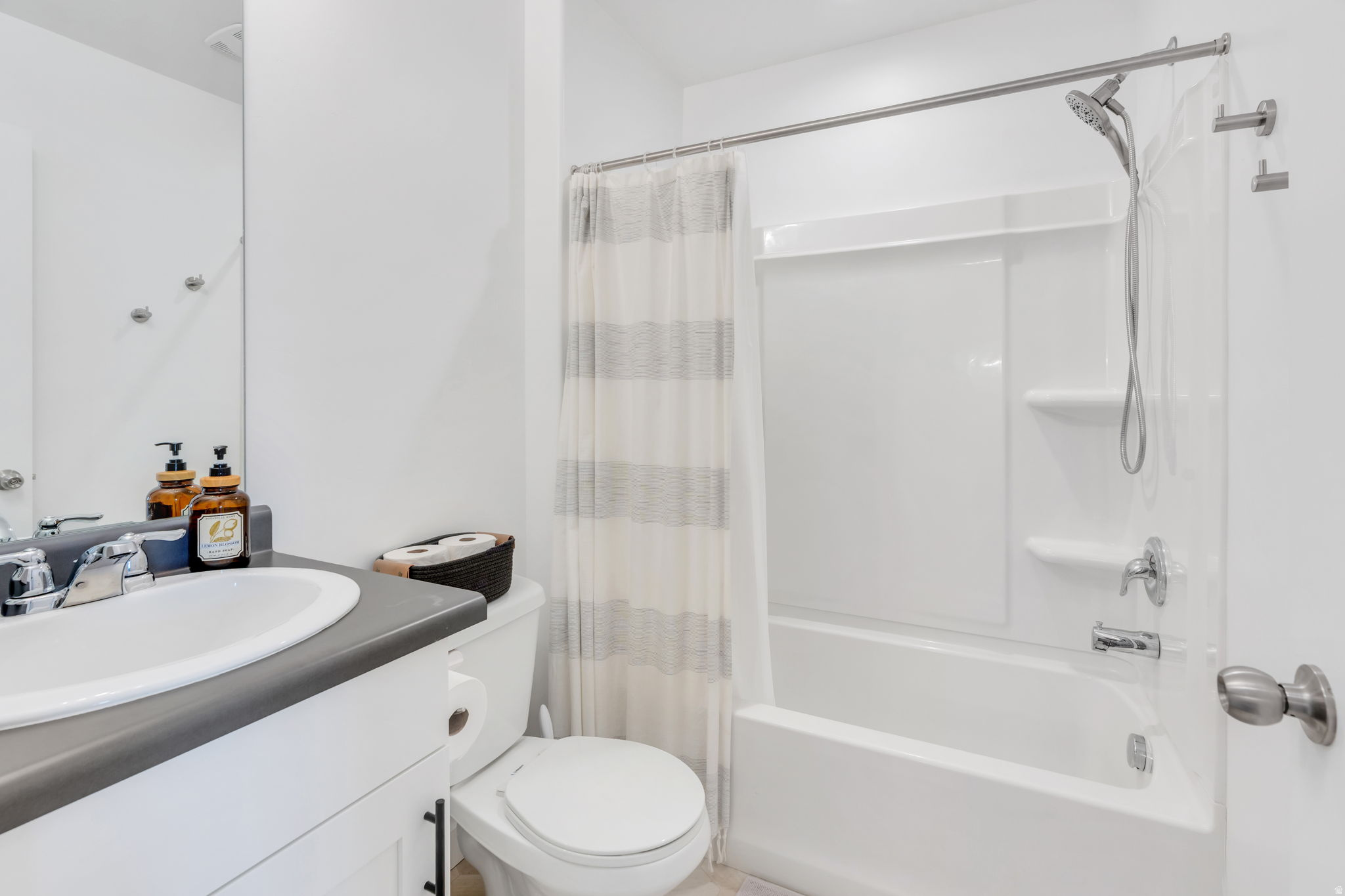 PARKSIDE - Residential