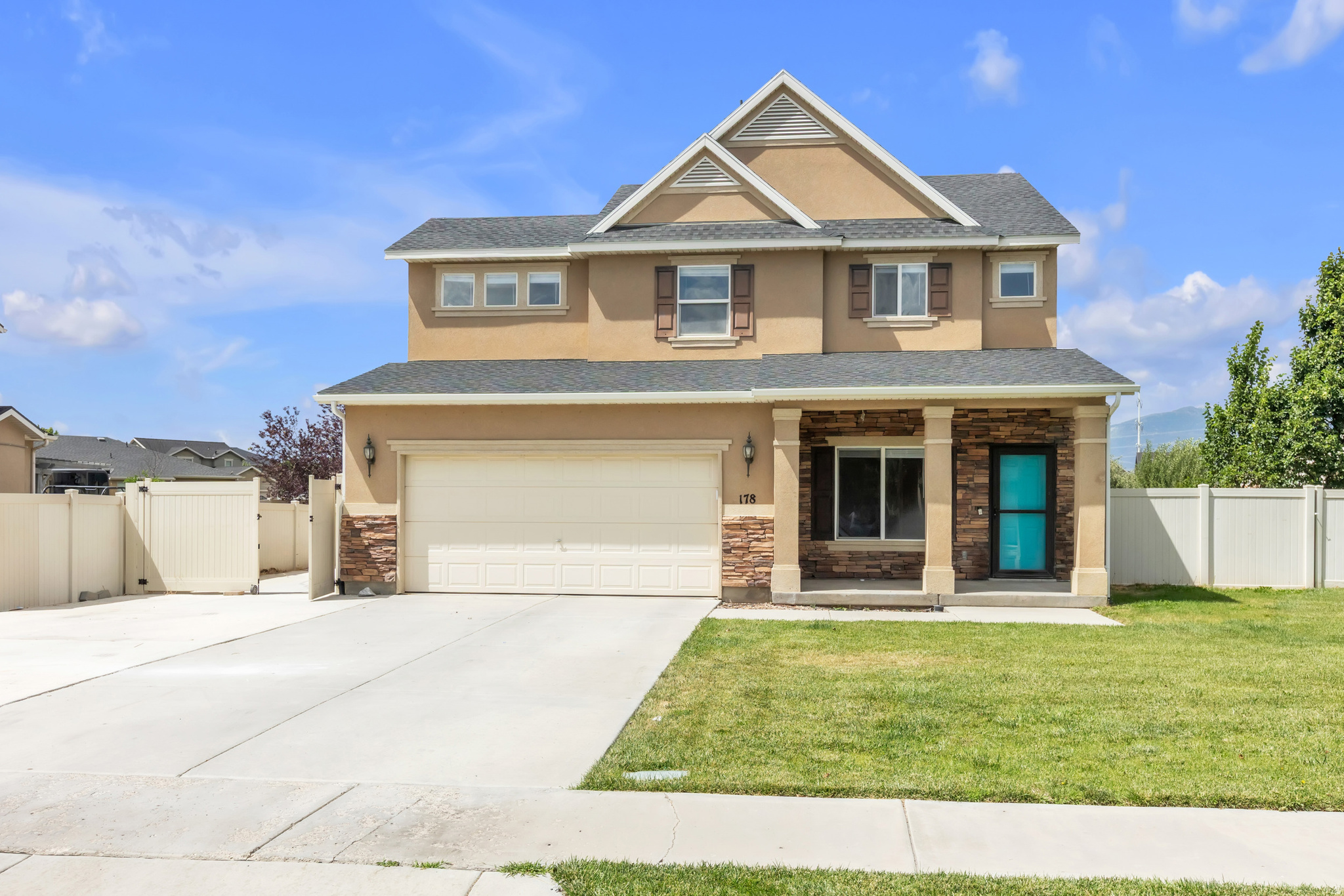RIDGE - Residential