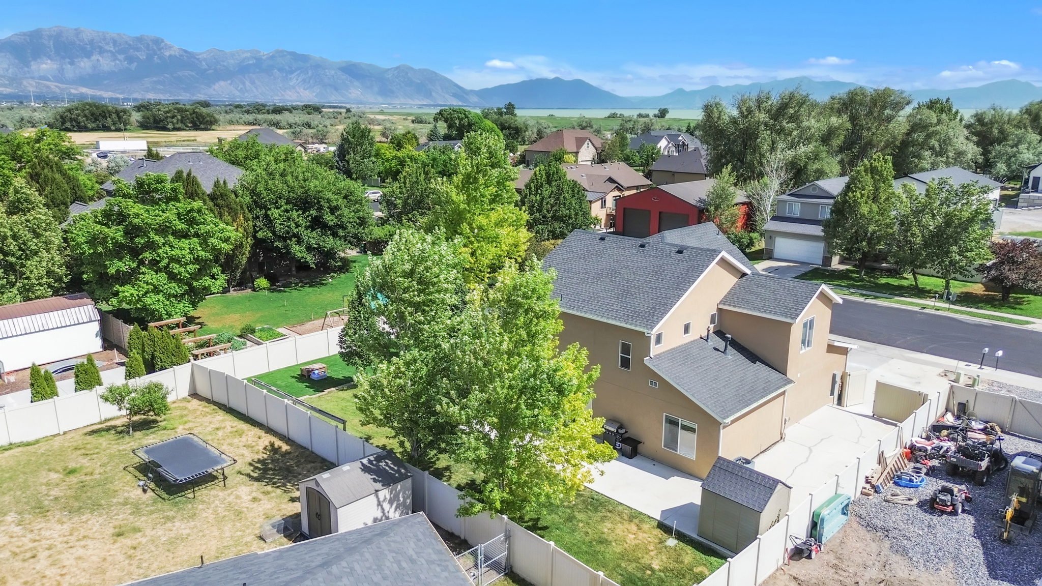 RIDGE - Residential