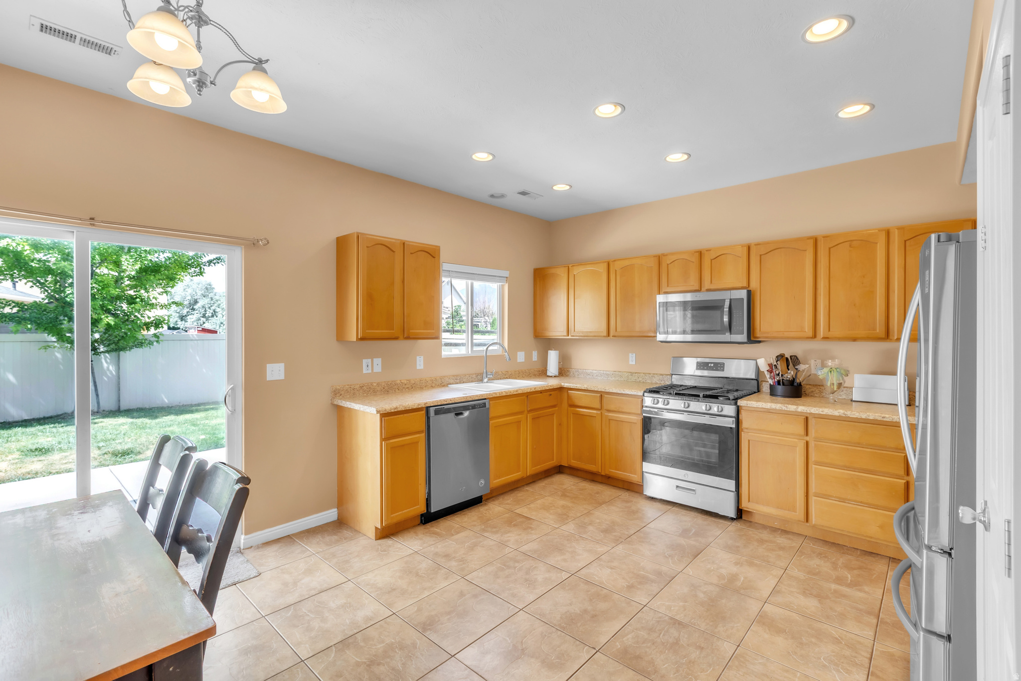 RIDGE - Residential