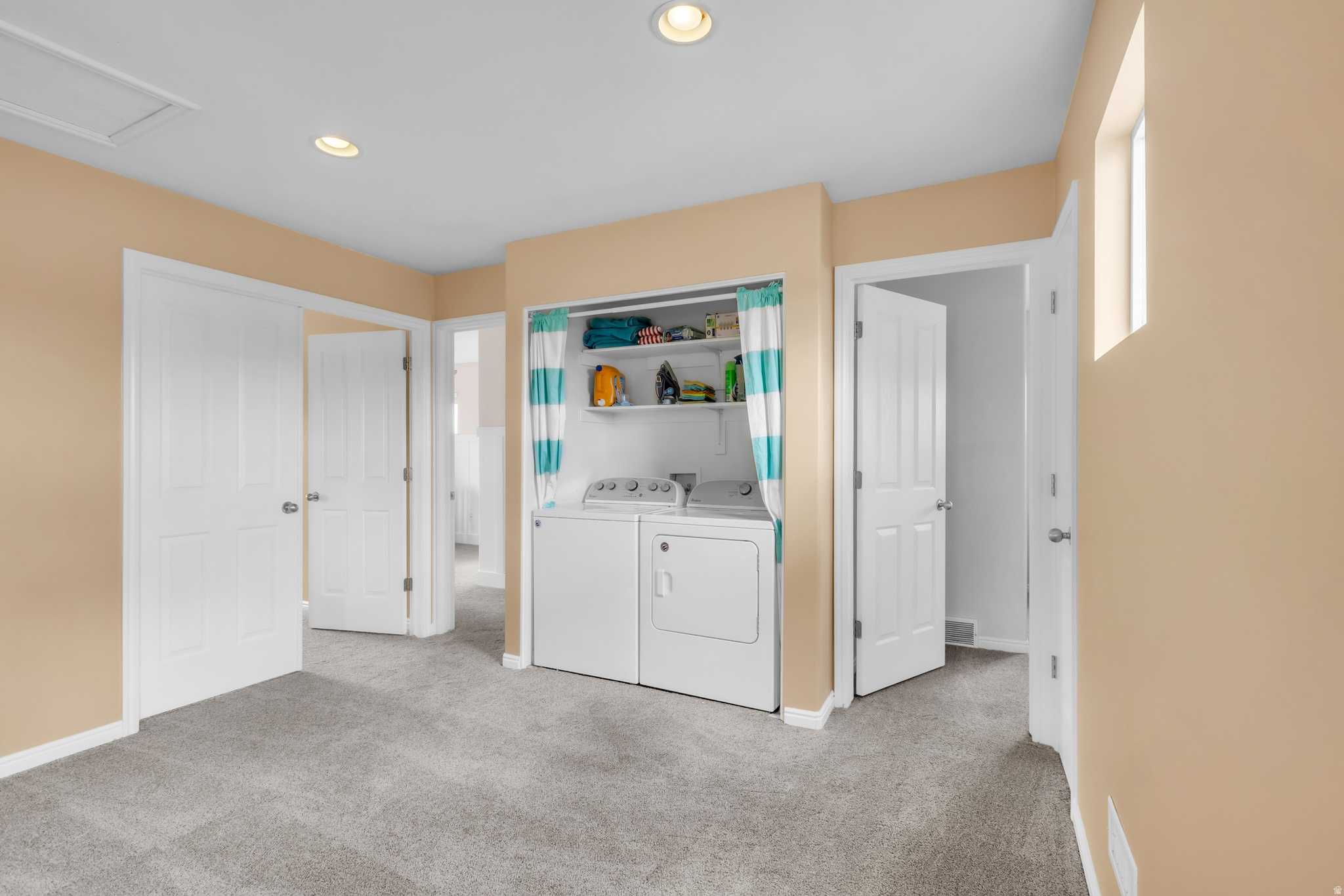 RIDGE - Residential