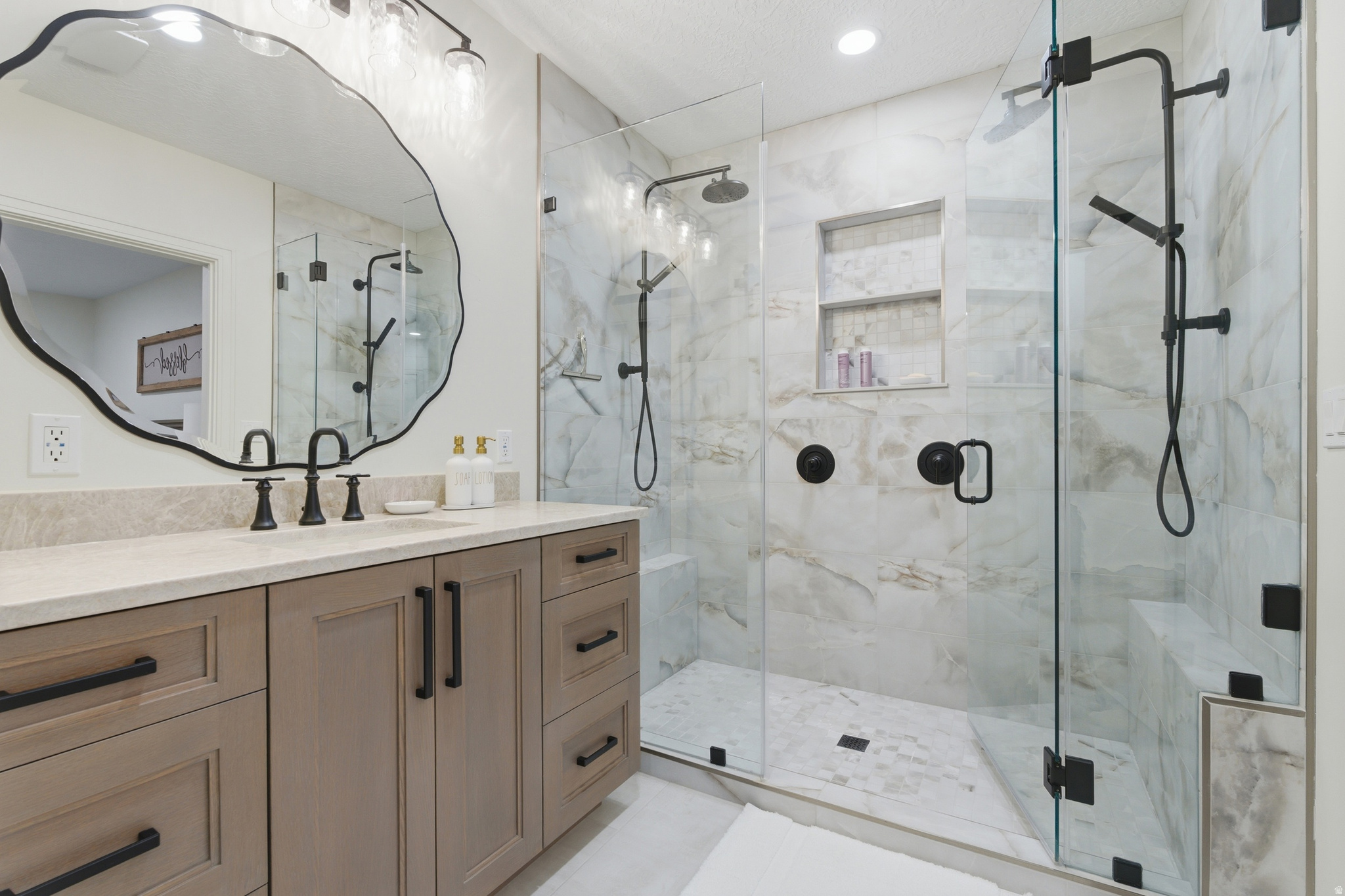 RIDGE VIEW ESTATES - Residential