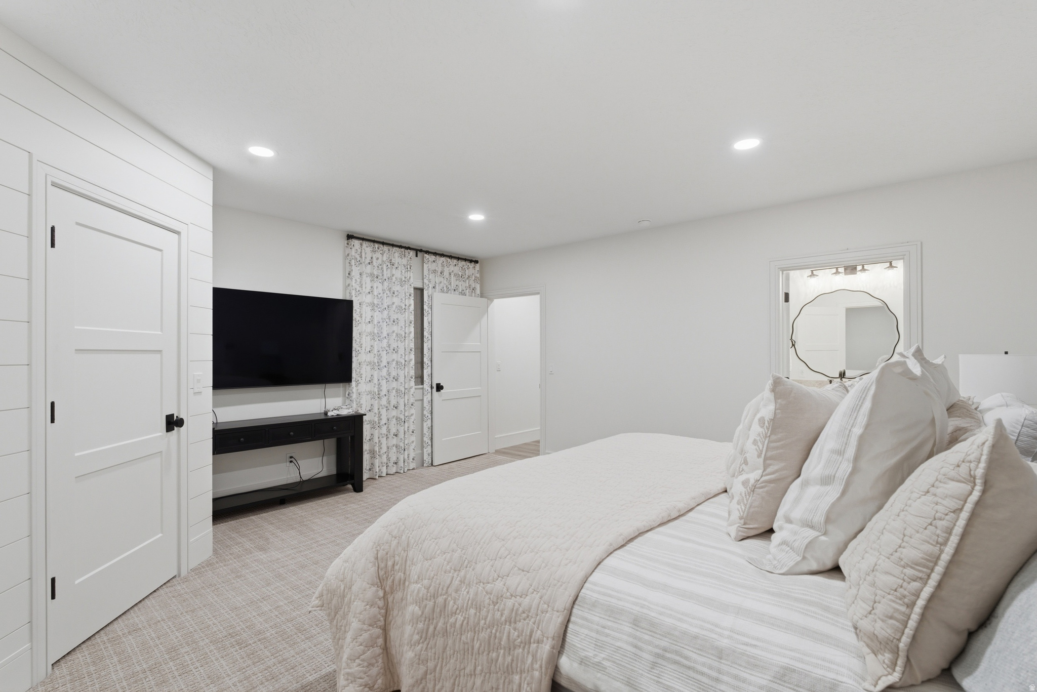 RIDGE VIEW ESTATES - Residential