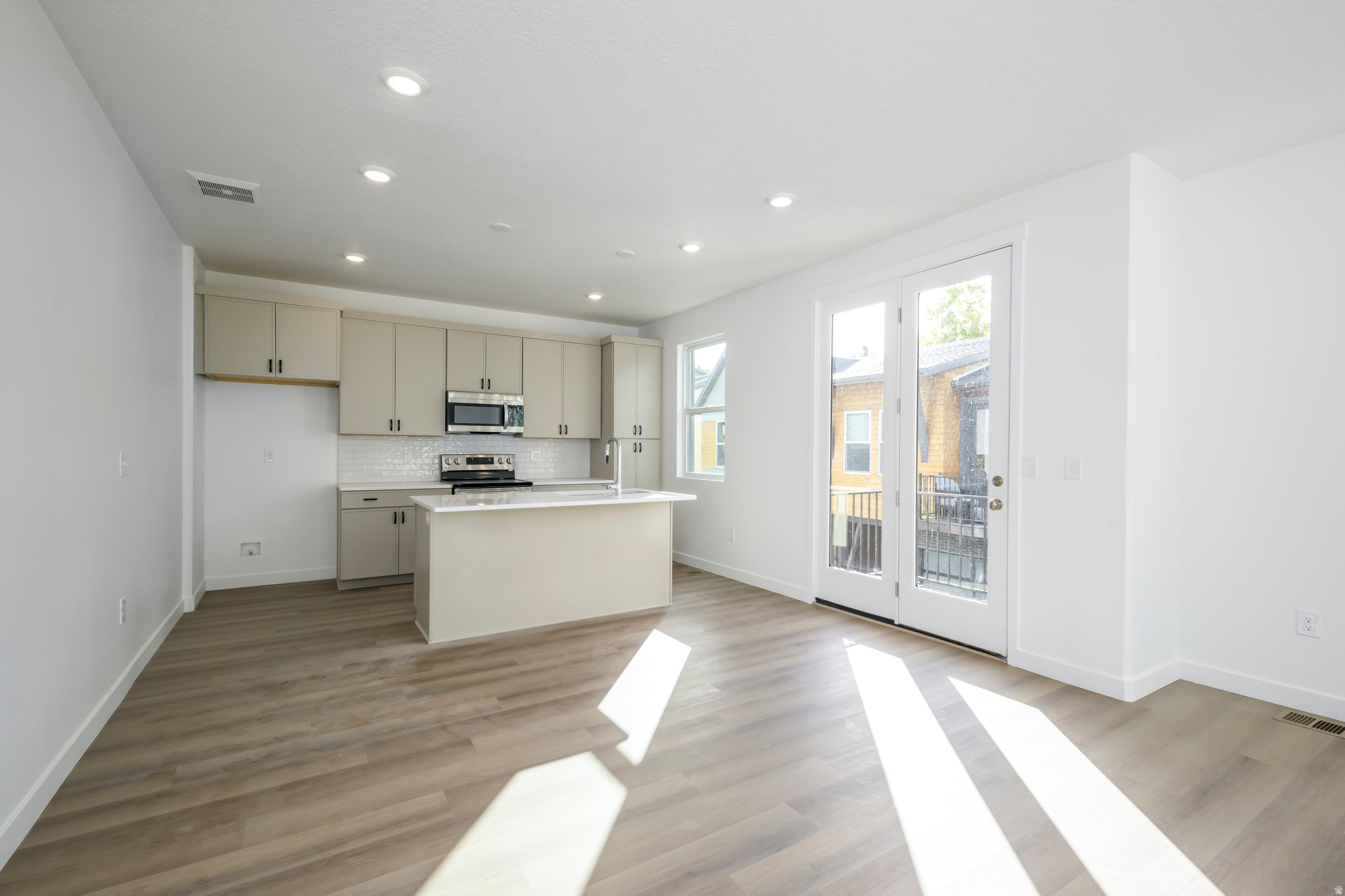 HOME SUB - Residential