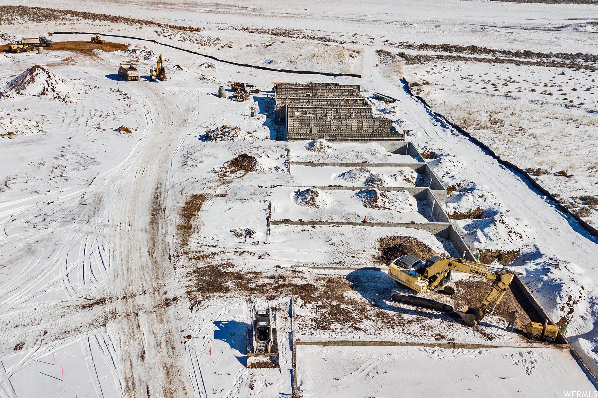 Park East II - Commercial Sale