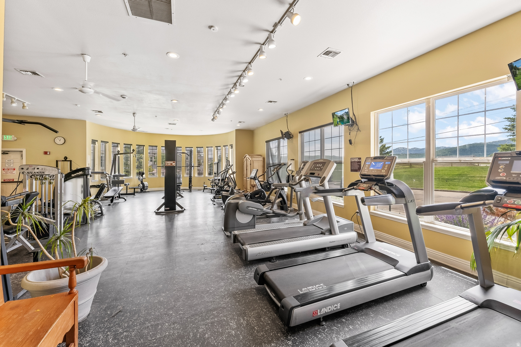 CANYON CREEK CONDO - Residential