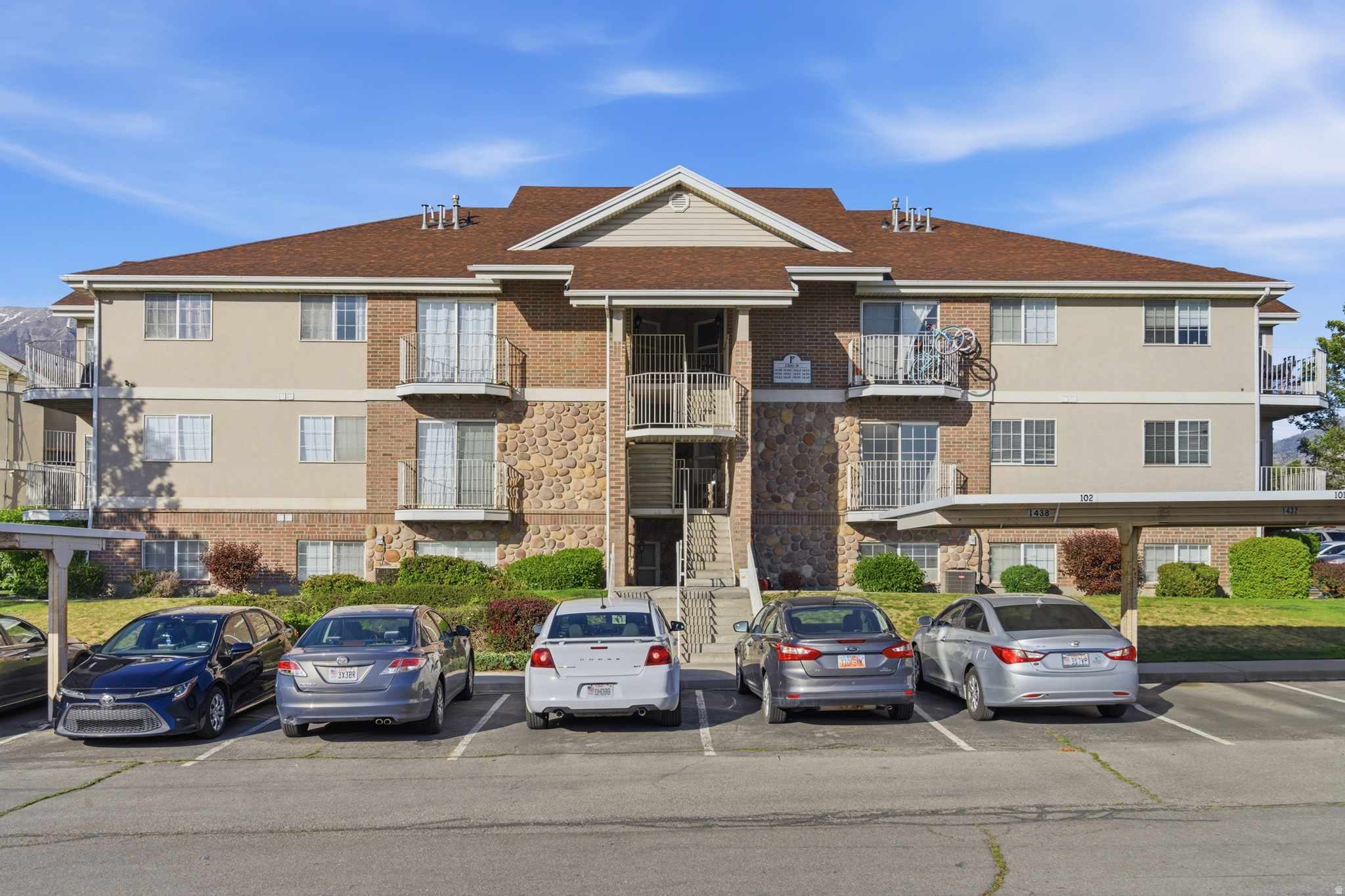 STONEBROOK CONDO - Residential