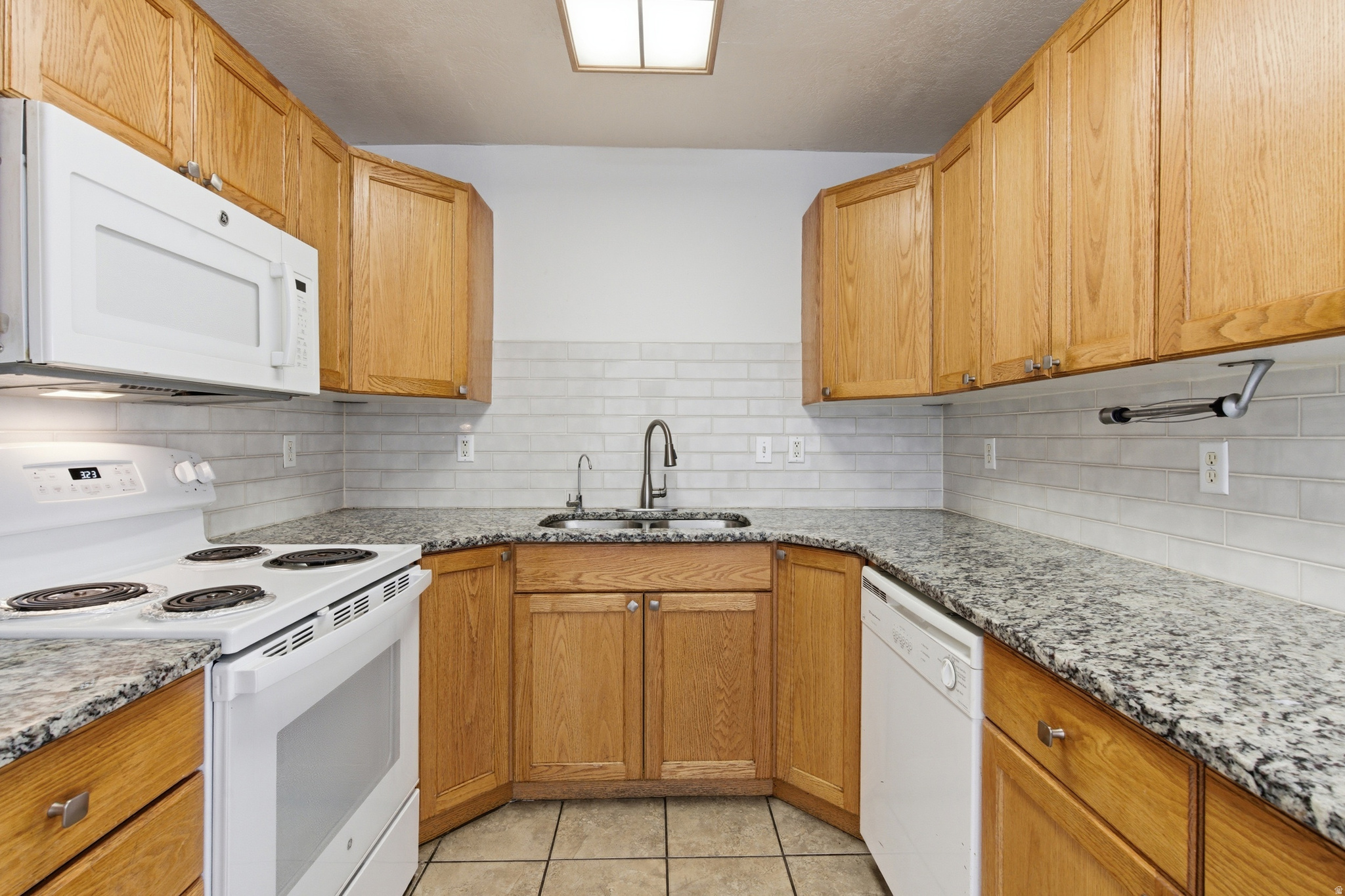 STONEBROOK CONDO - Residential