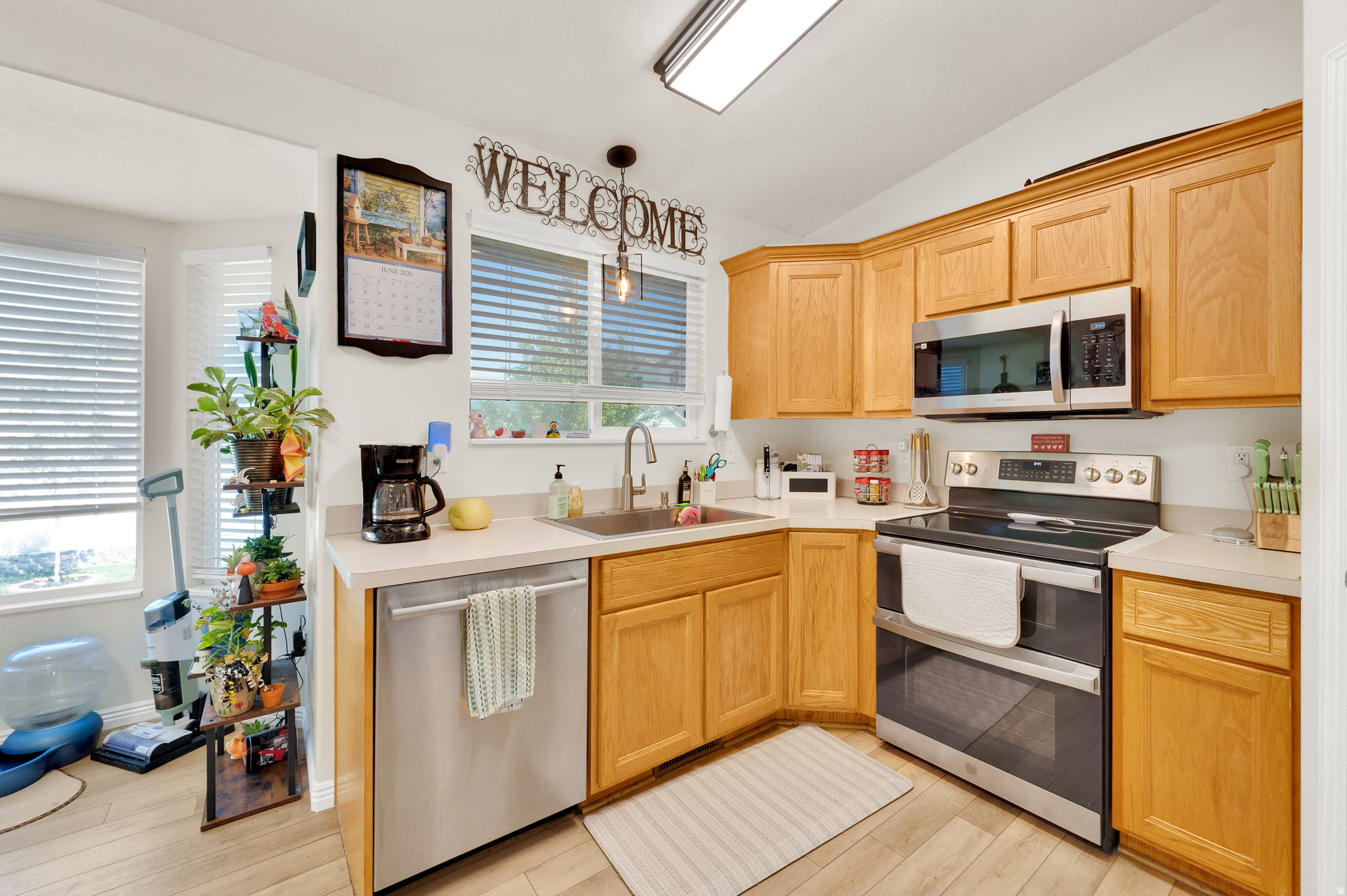 EAST MEADOWS ESTATES - Residential