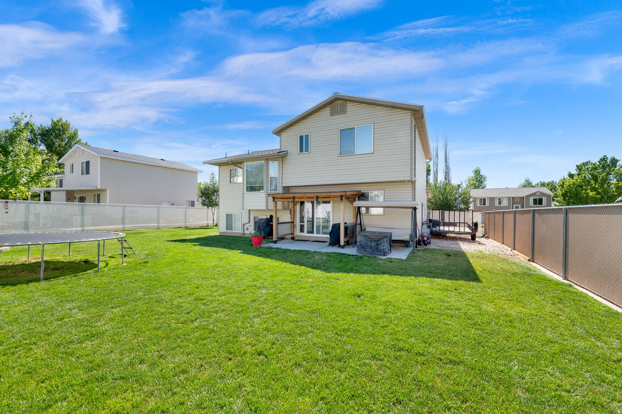 EAST MEADOWS ESTATES - Residential