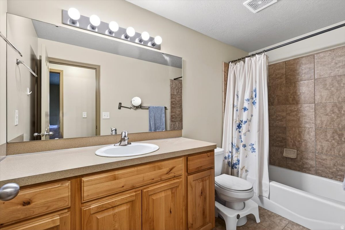 ALLEN ESTATES - Residential