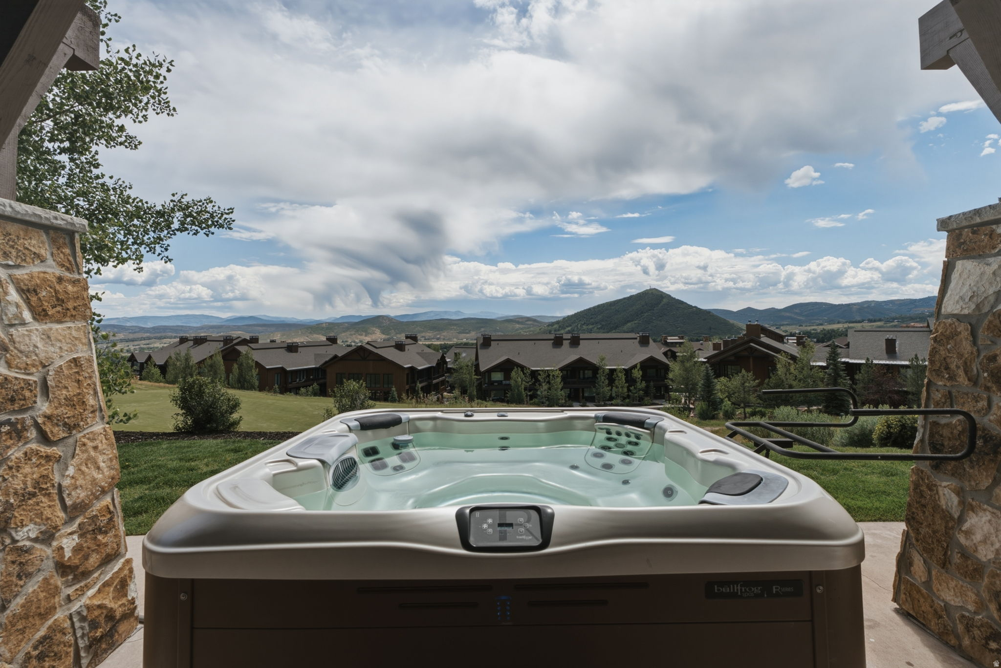 FAIRWAY SPRINGS - Residential